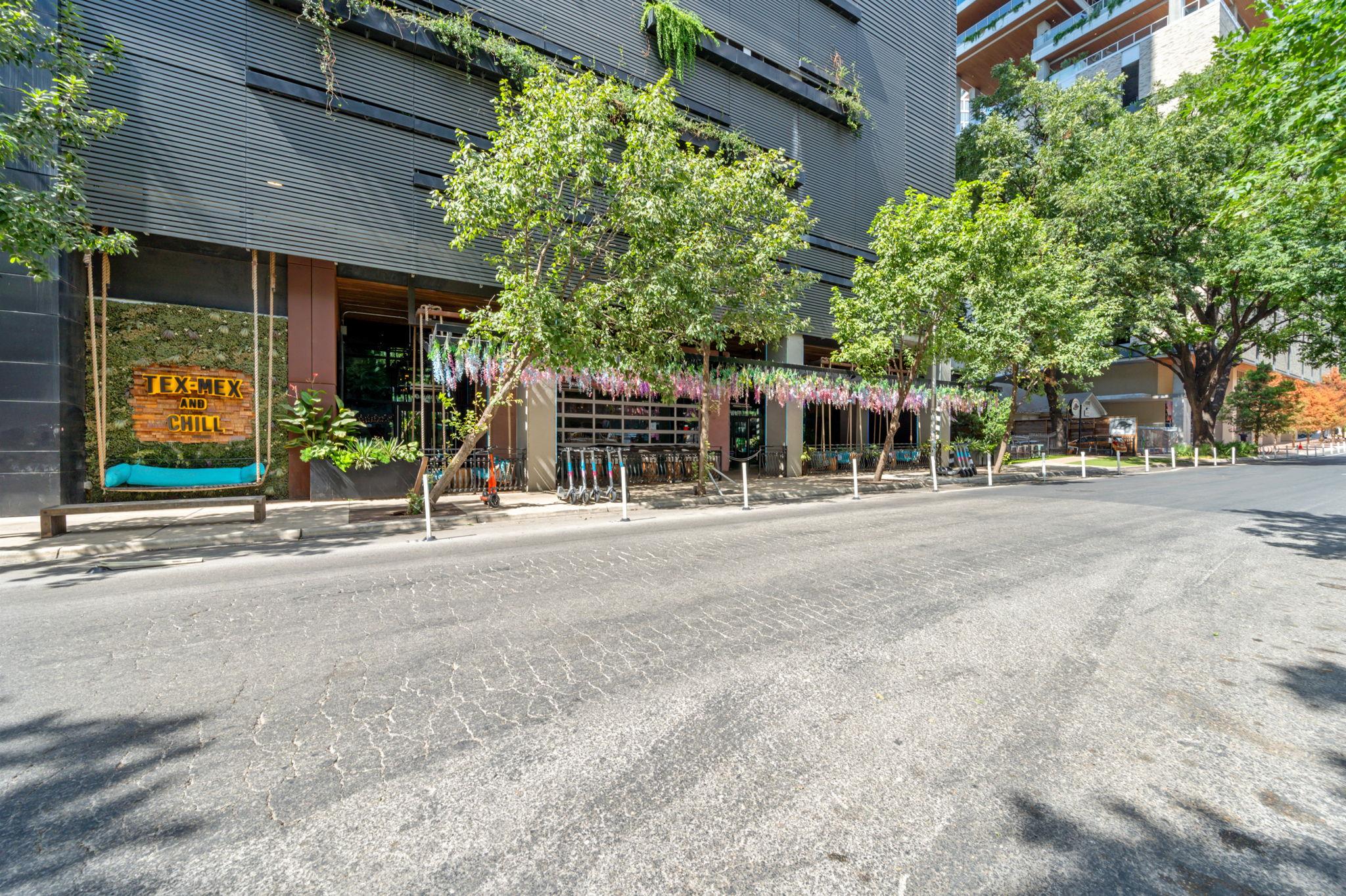 603 Davis St # 710, Austin, TX 78701