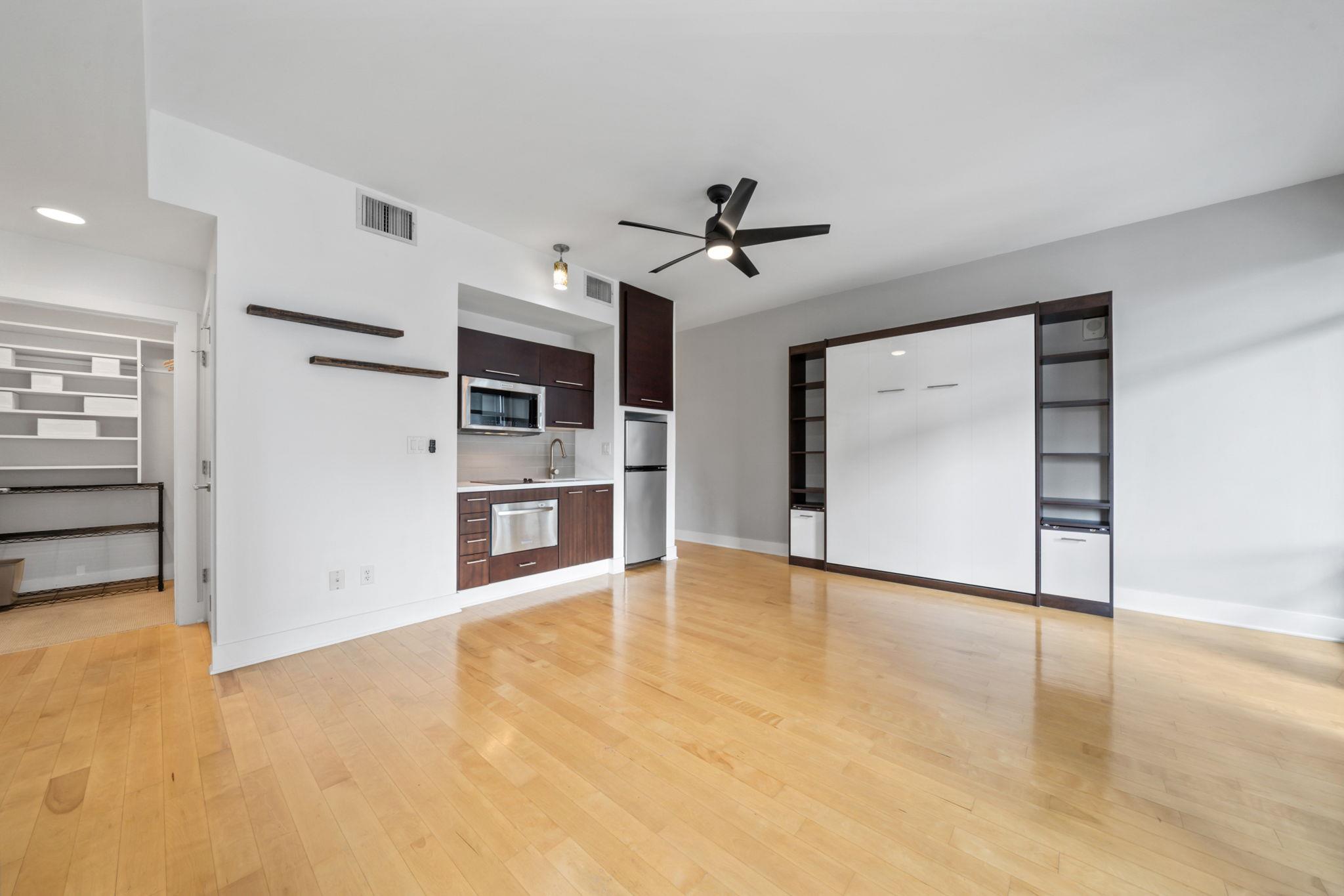 603 Davis St # 710, Austin, TX 78701