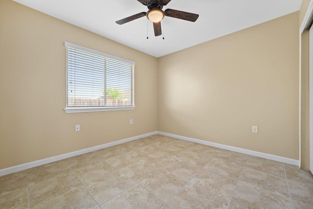 6317 Vida Nueva Ave, Del Valle, TX 78617