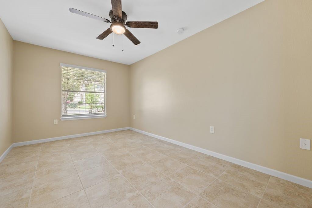 6317 Vida Nueva Ave, Del Valle, TX 78617