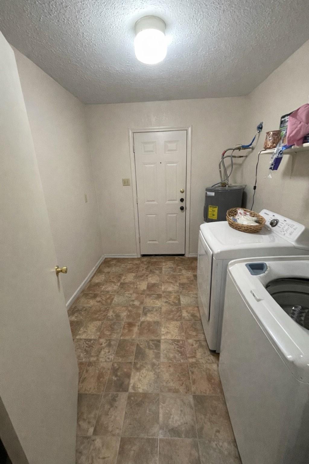 2210 Shoemaker Dr, Killeen, TX 76543