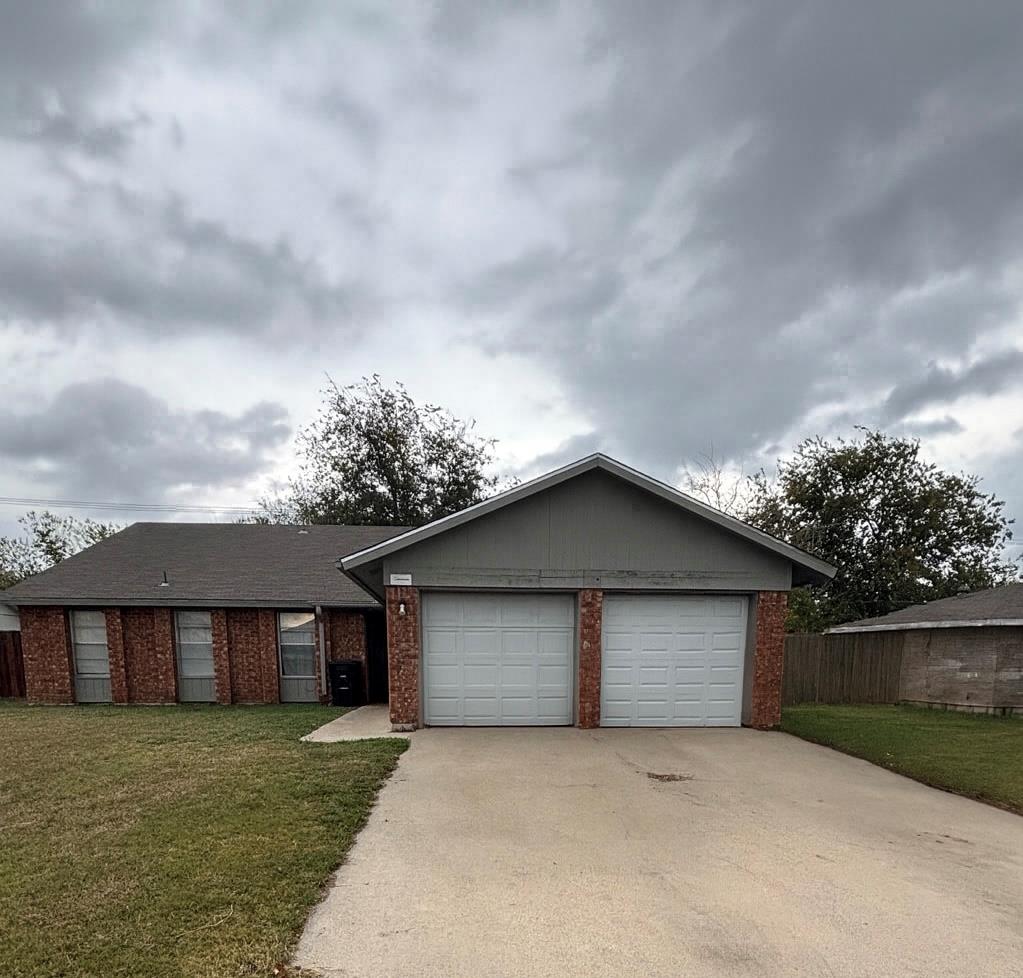 2210 Shoemaker Dr, Killeen, TX 76543