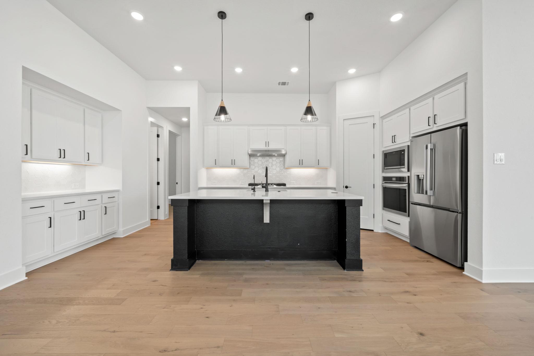 475 Biscayne Bay Bnd, Kyle, TX 78640