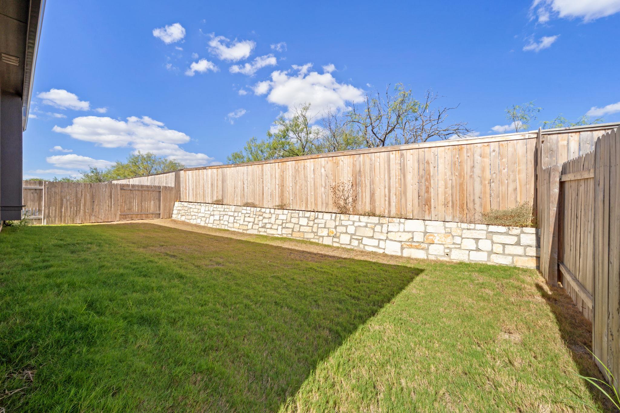 475 Biscayne Bay Bnd, Kyle, TX 78640
