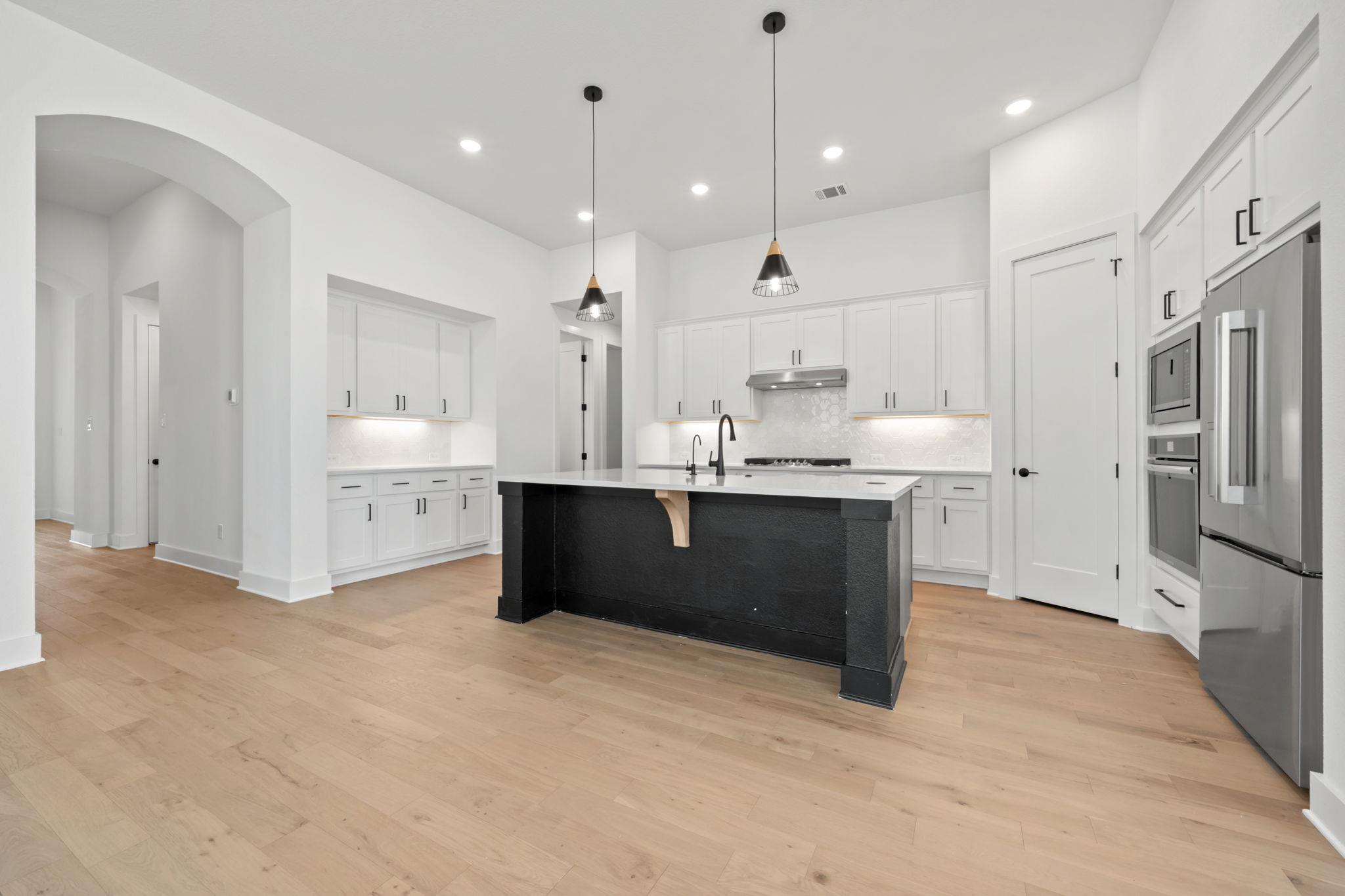 475 Biscayne Bay Bnd, Kyle, TX 78640