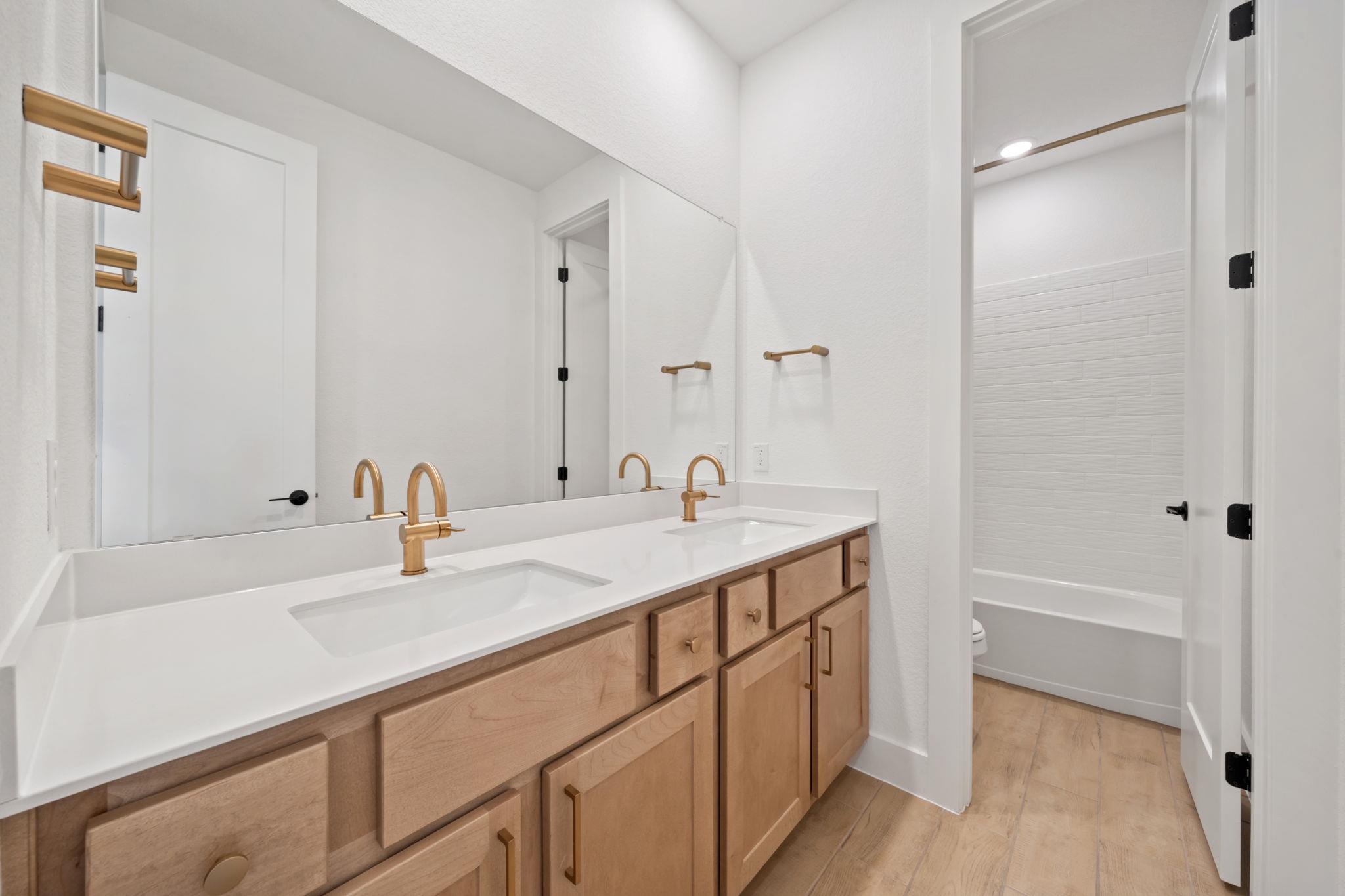 475 Biscayne Bay Bnd, Kyle, TX 78640