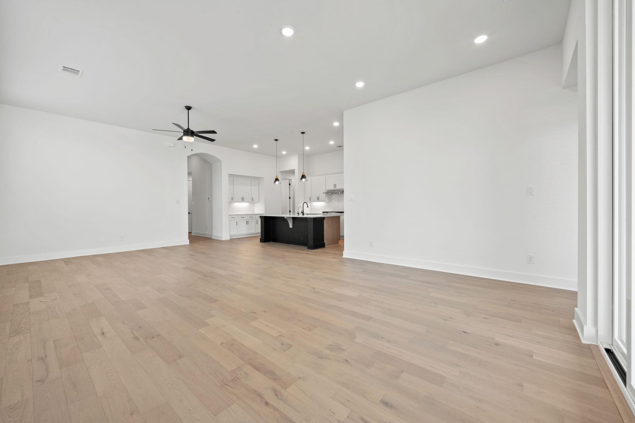 475 Biscayne Bay Bnd, Kyle, TX 78640