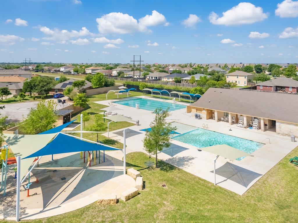 241 El Dorado Rd, Jarrell, TX 76537