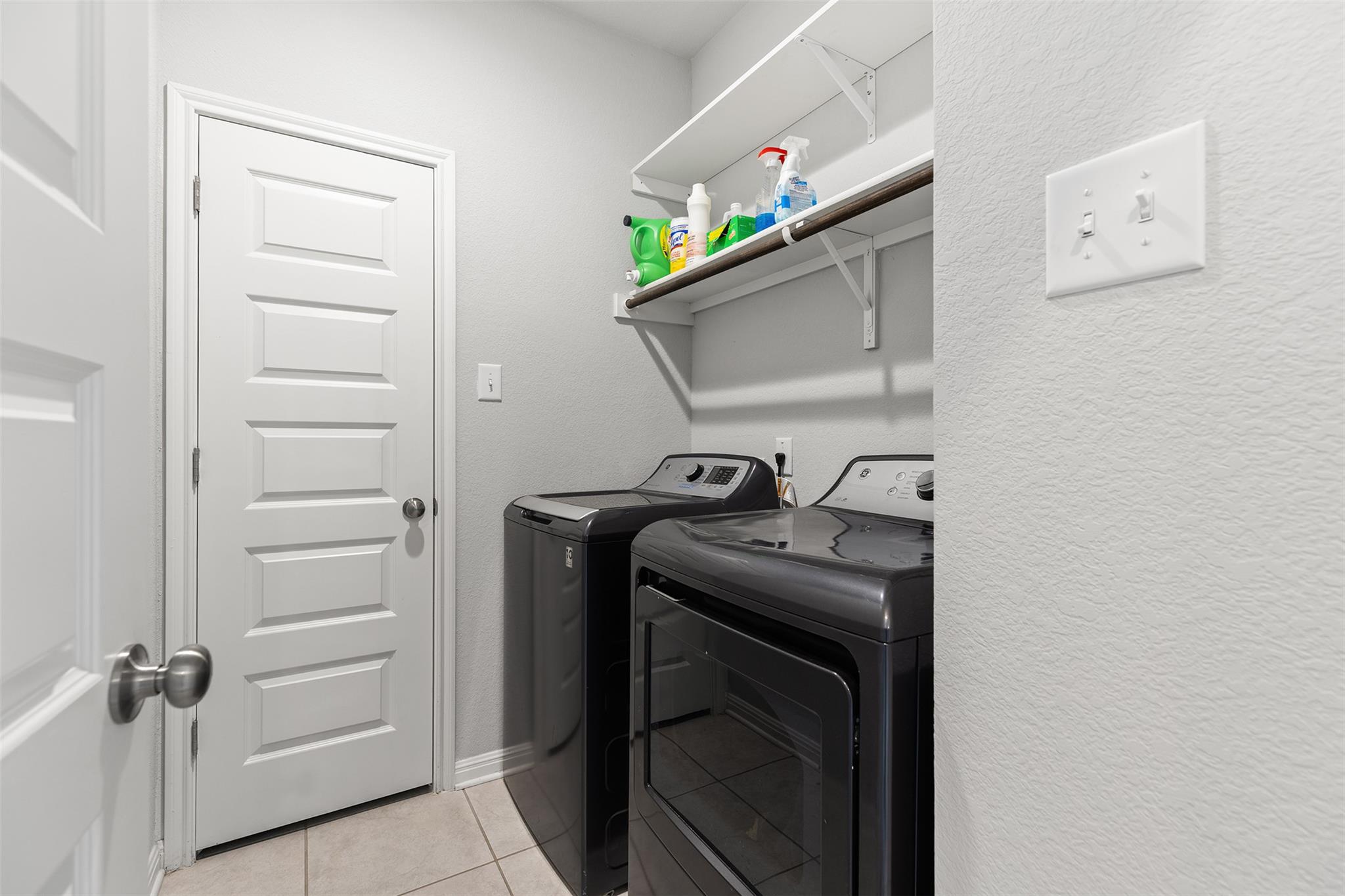 241 El Dorado Rd, Jarrell, TX 76537