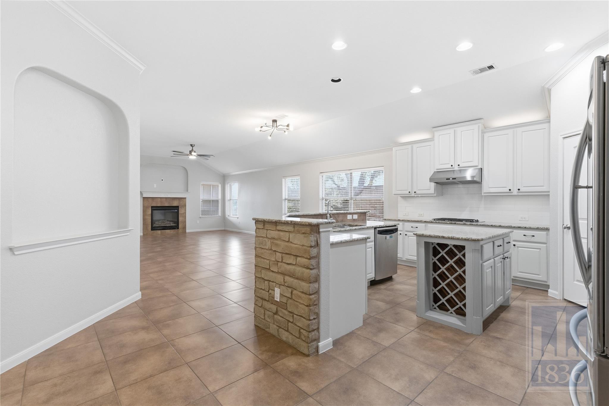 420 Torrington Dr, Austin, TX 78737