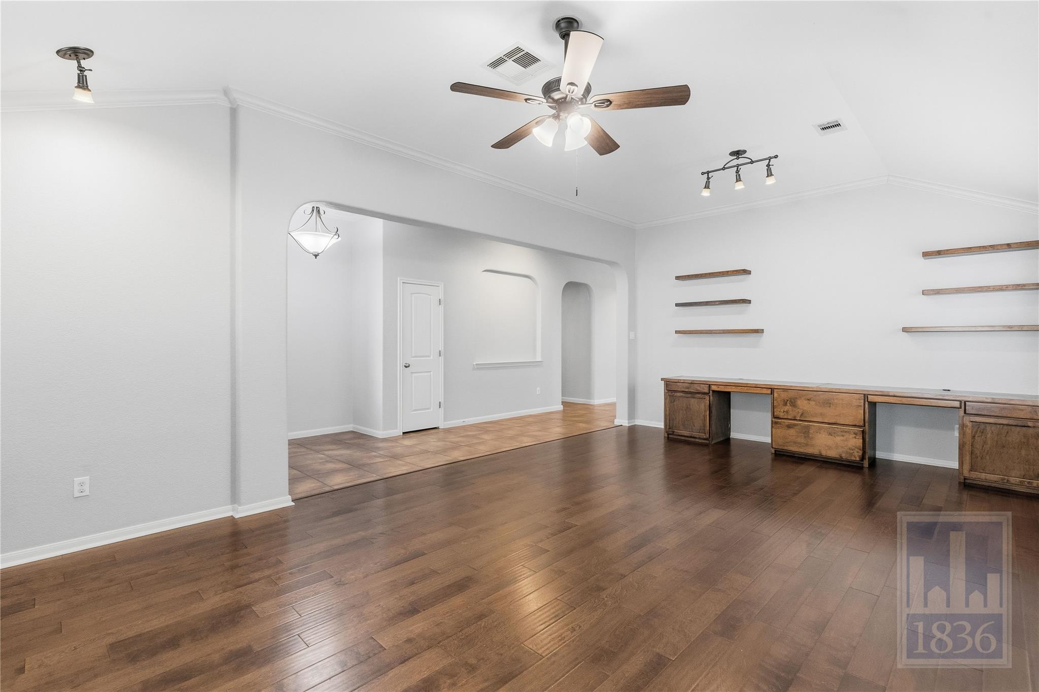 420 Torrington Dr, Austin, TX 78737