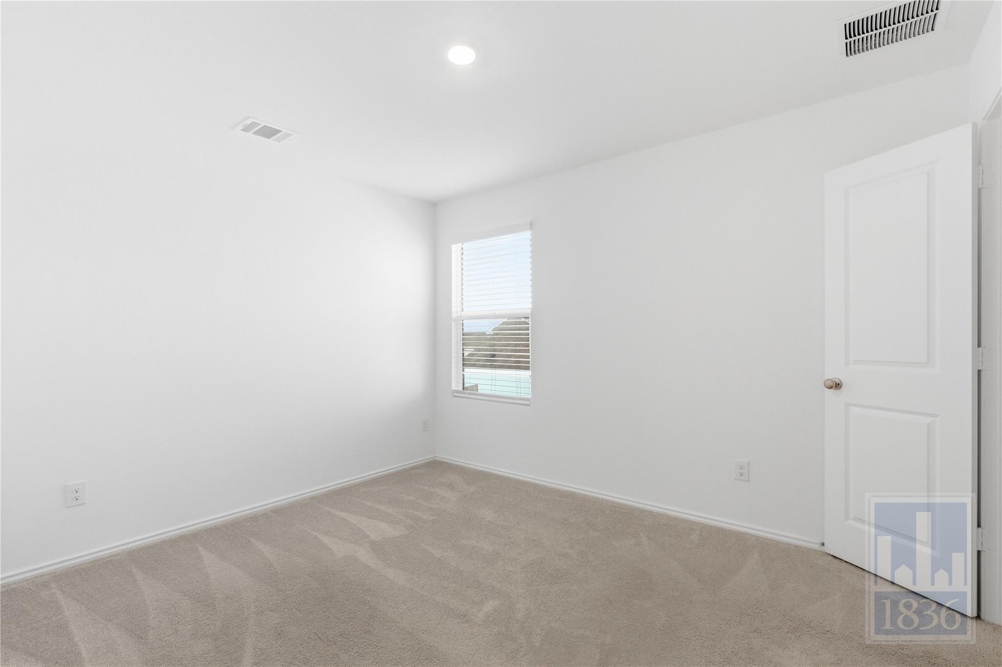 2213 Cyclone Dr, Lockhart, TX 78644