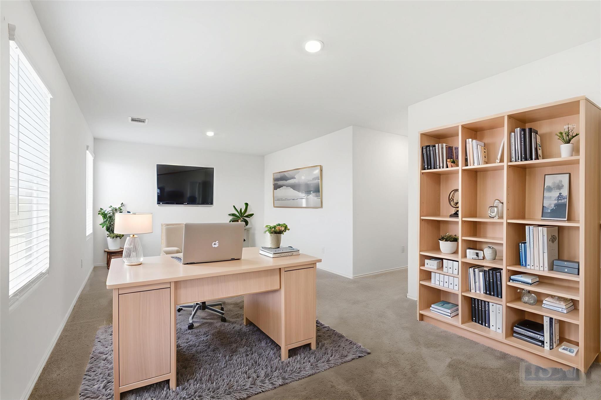 2213 Cyclone Dr, Lockhart, TX 78644