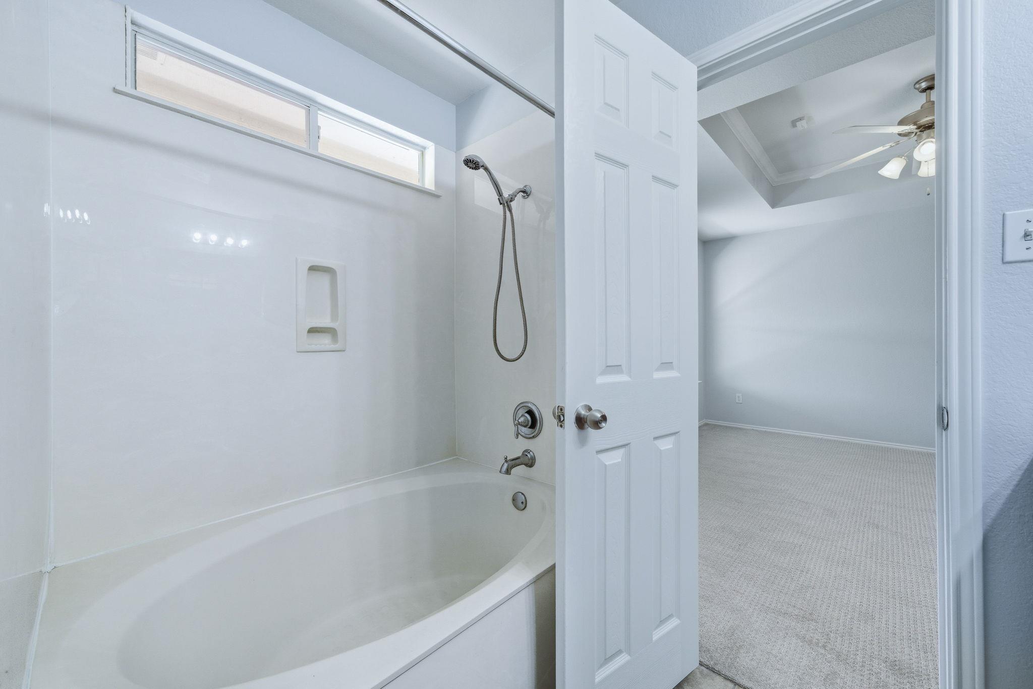 18153 Basketflower Bnd, Elgin, TX 78621