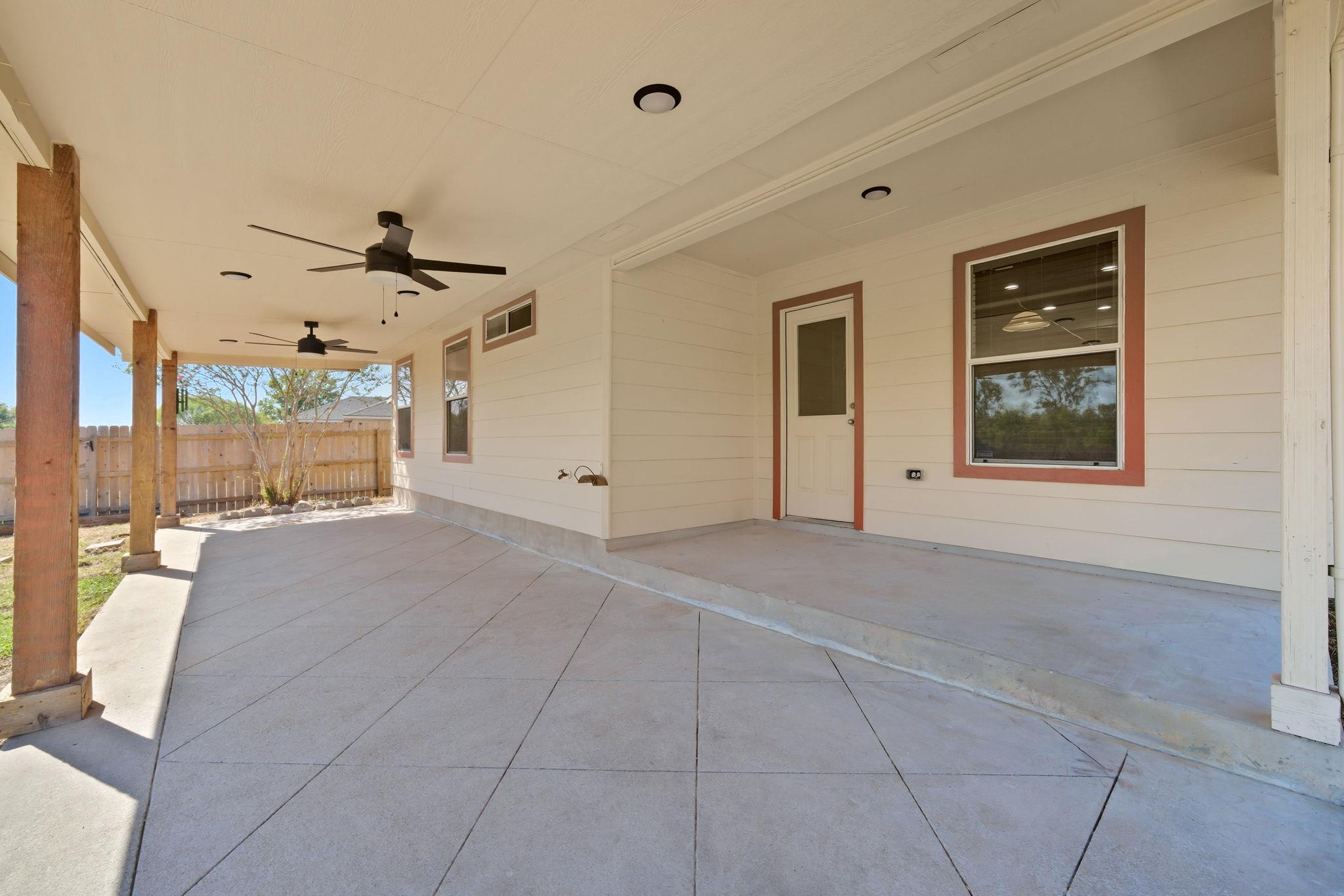 18153 Basketflower Bnd, Elgin, TX 78621