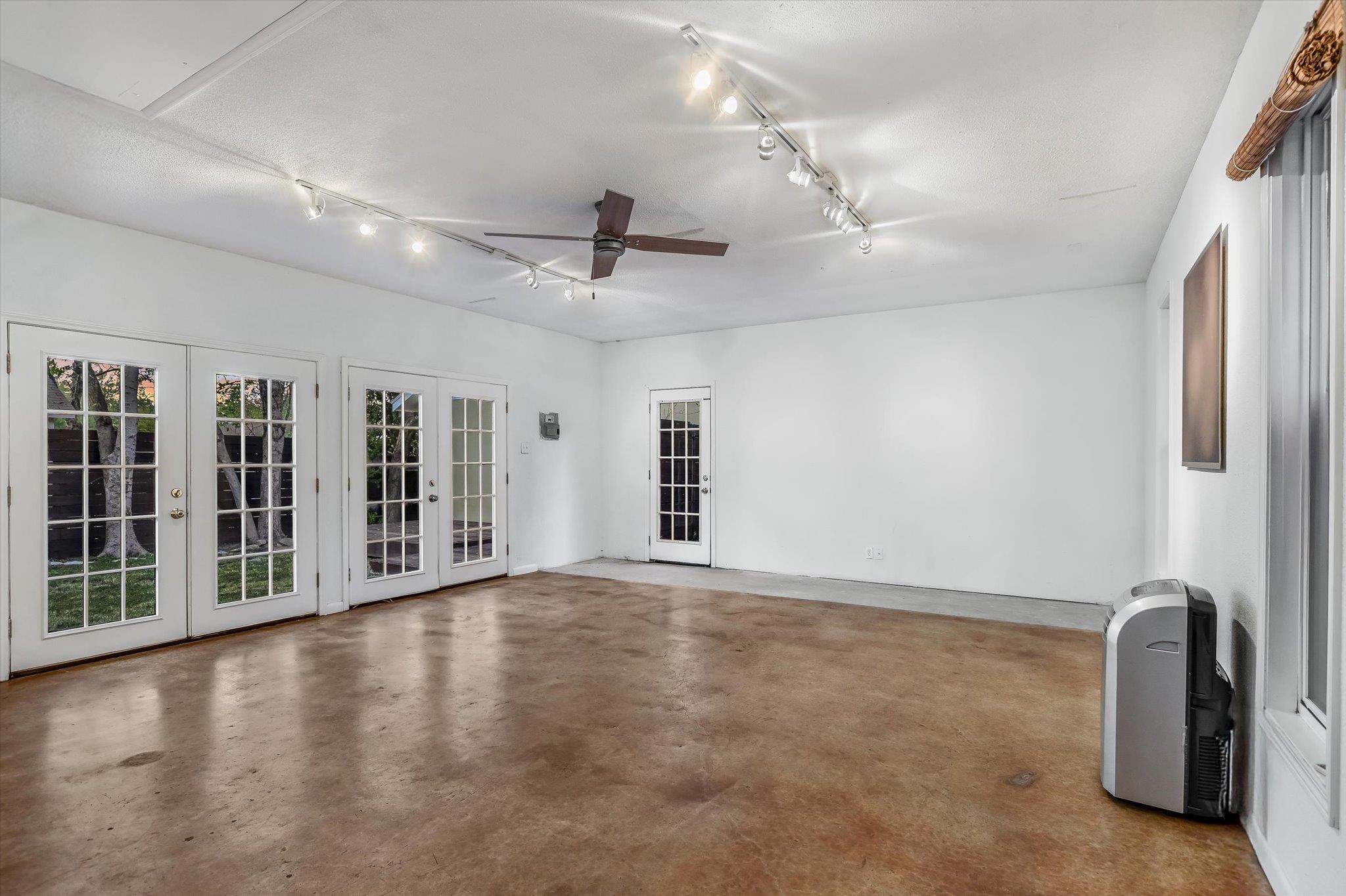 303 Ben Howell Dr, Austin, TX 78704