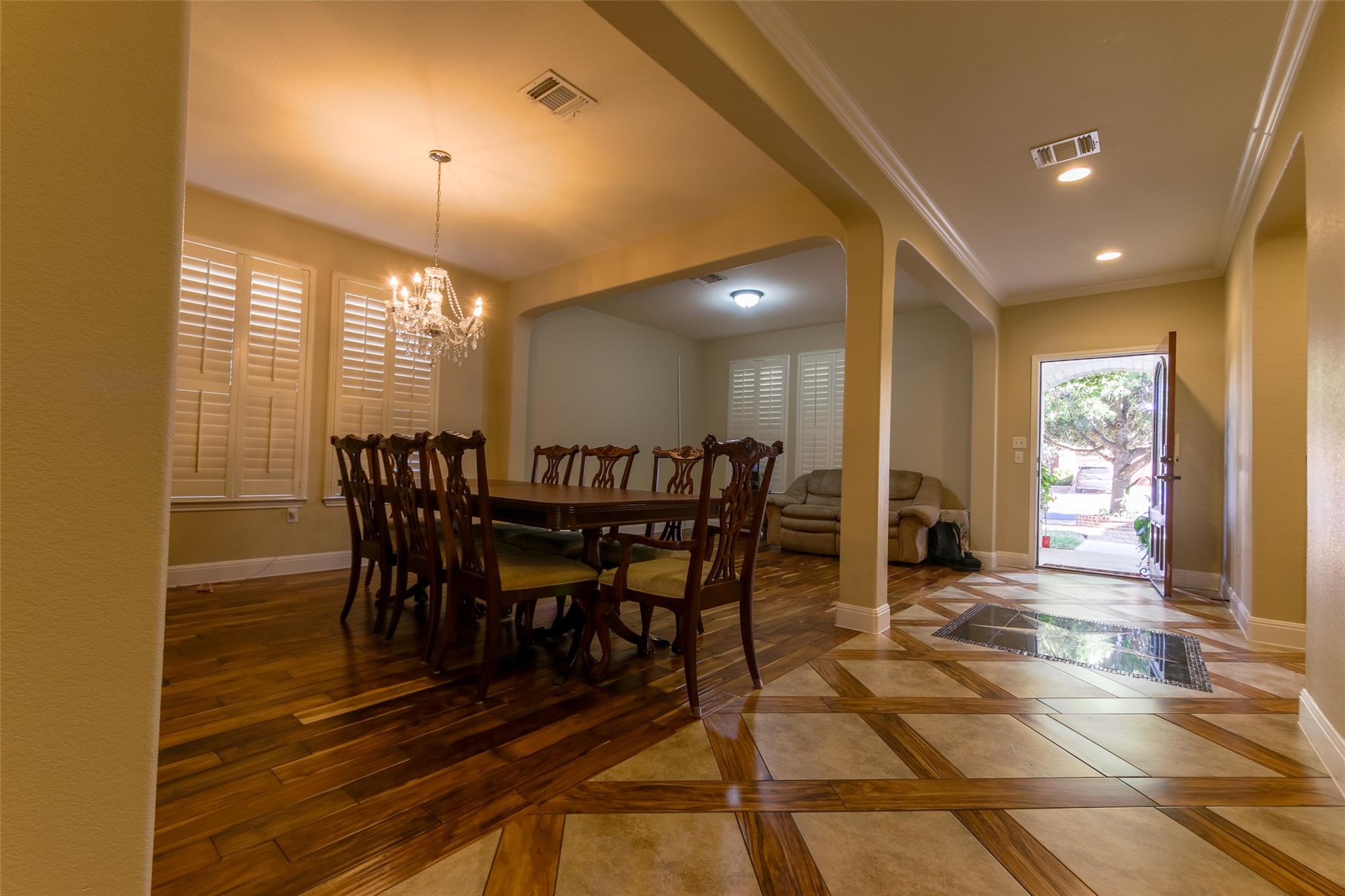 8408 Panadero Dr, Austin, TX 78747