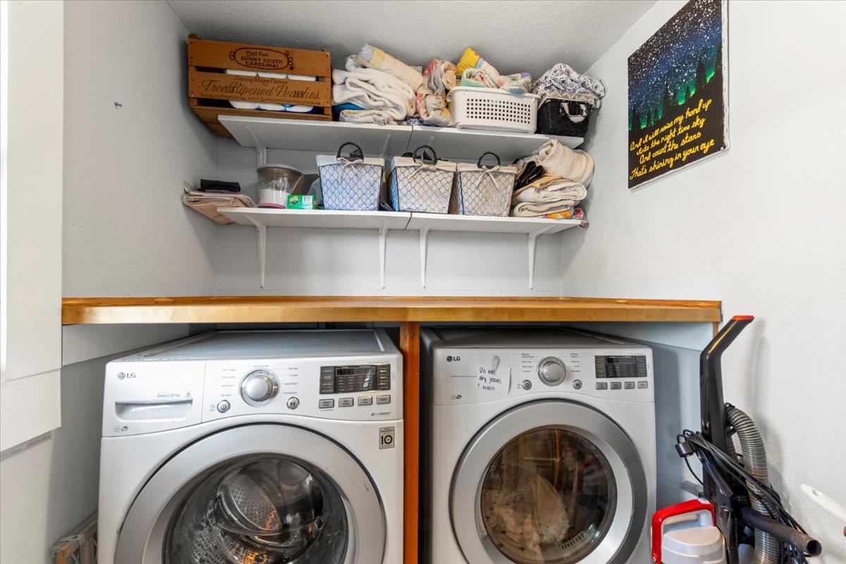 503A Wilkes St, Smithville, TX 78957