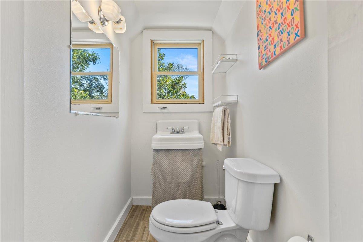 503A Wilkes St, Smithville, TX 78957