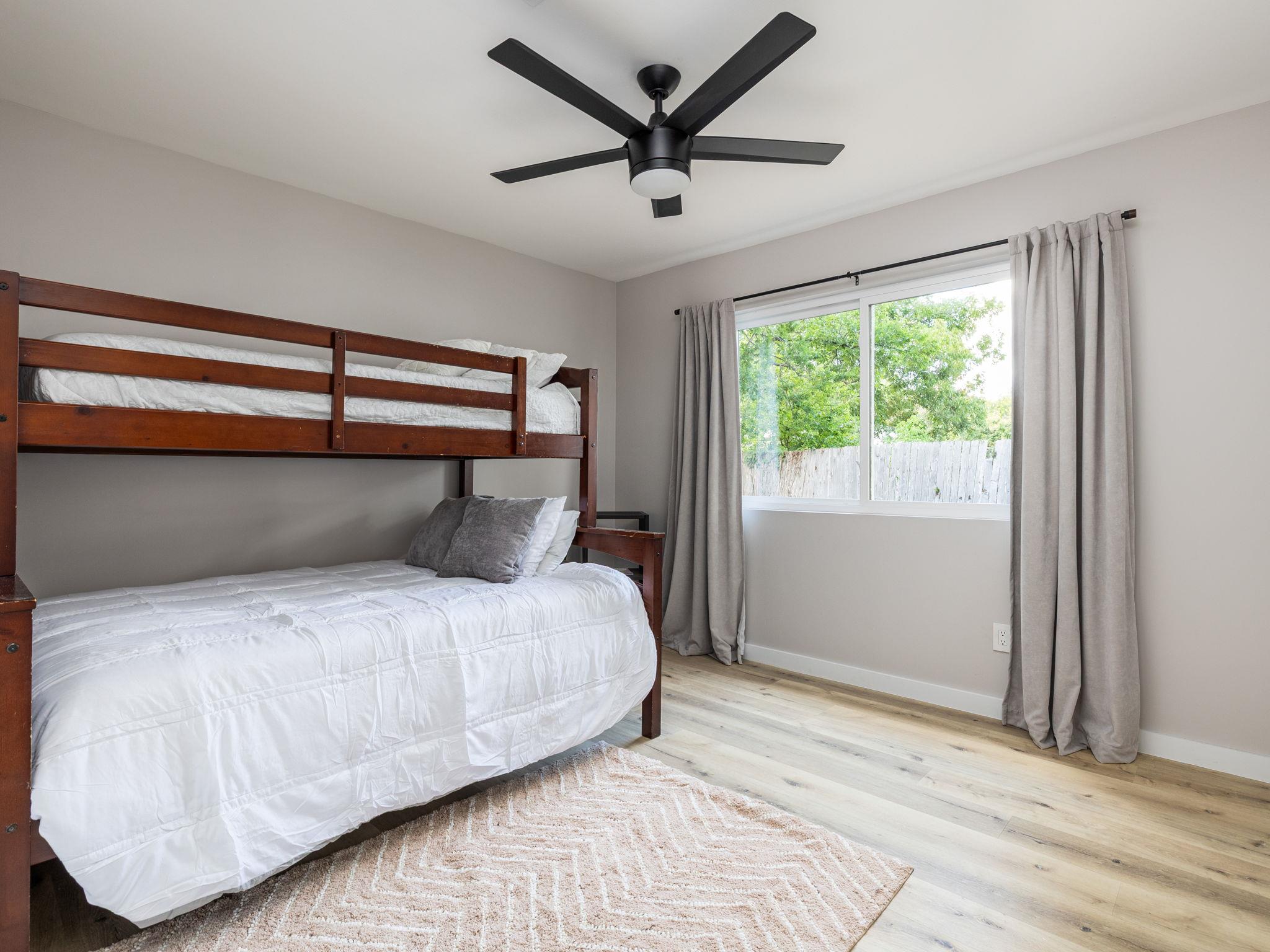 2401 Apple Valley Cir, Austin, TX 78747