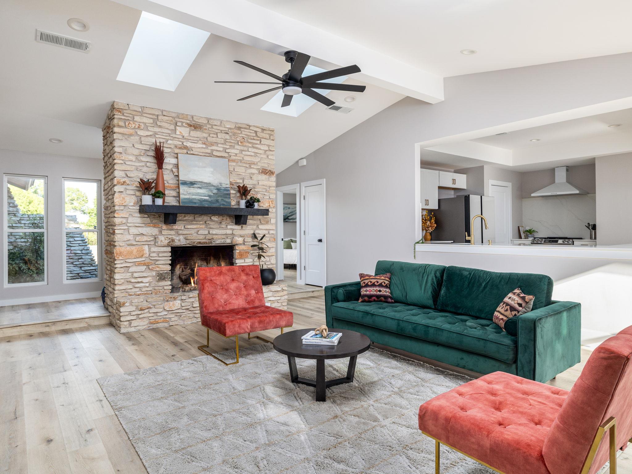 2401 Apple Valley Cir, Austin, TX 78747