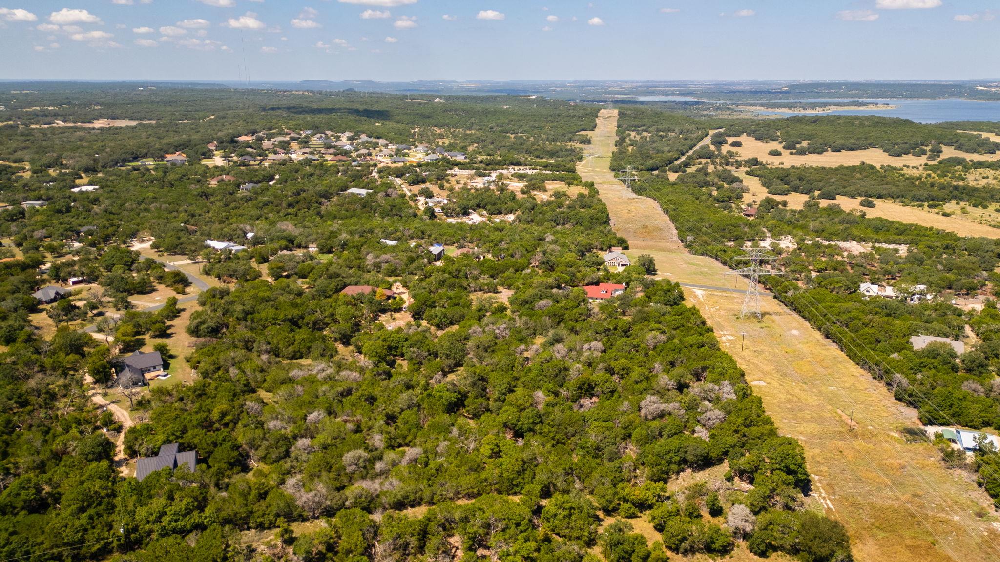 8390 Mountain Dr, Salado, TX 76571