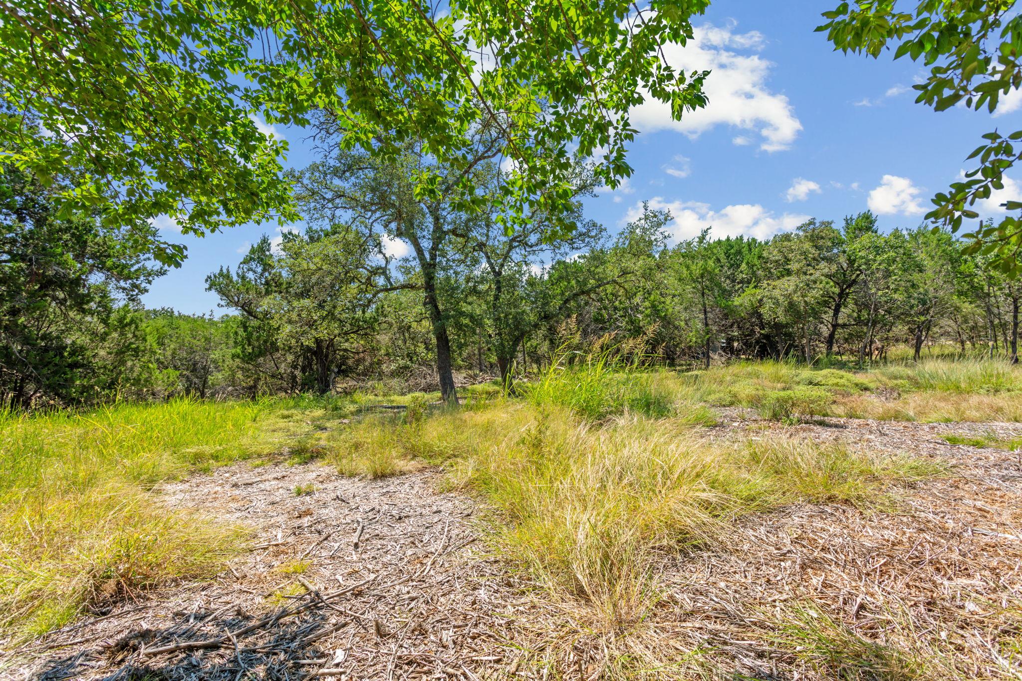 8390 Mountain Dr, Salado, TX 76571