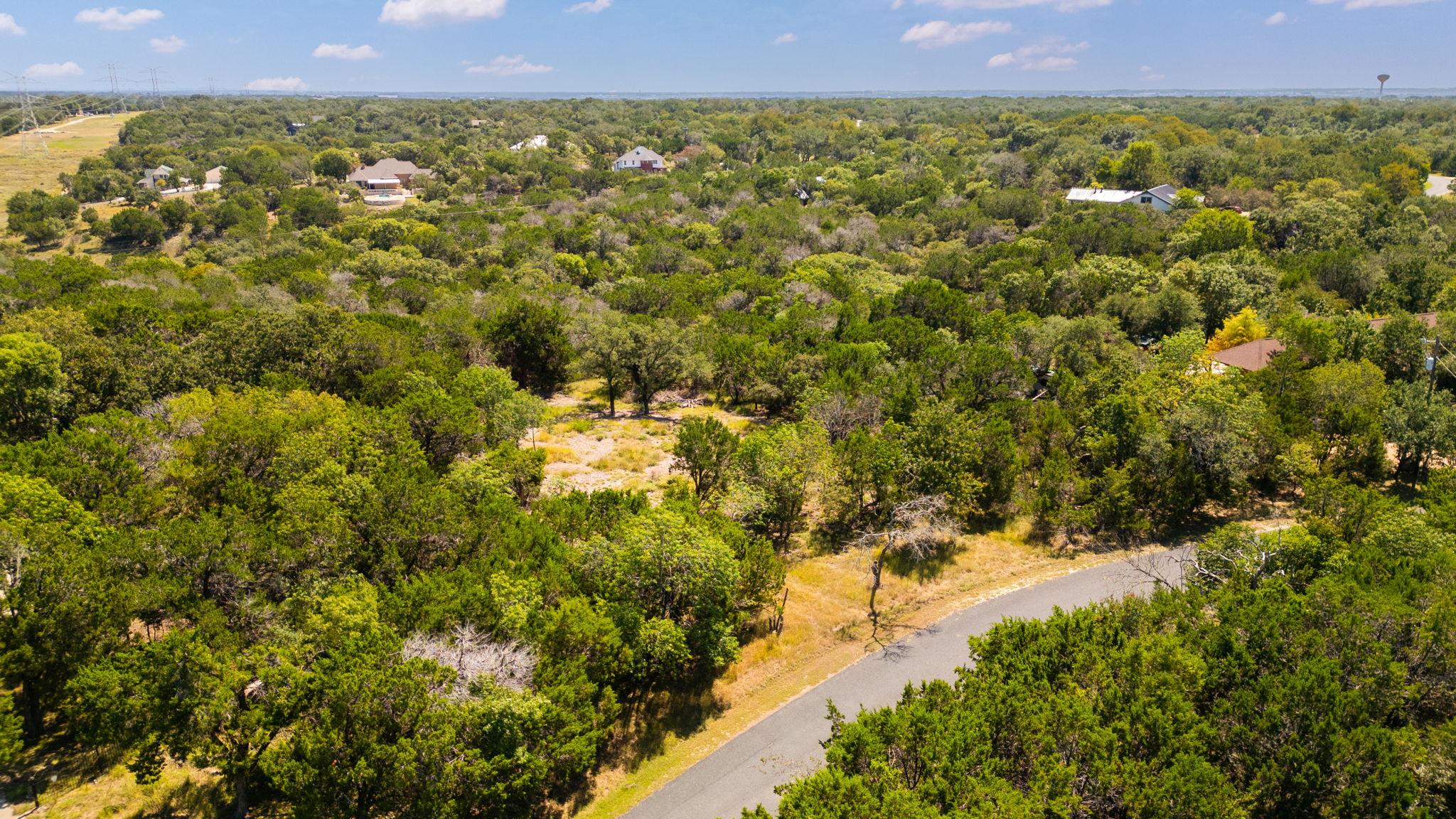 8390 Mountain Dr, Salado, TX 76571