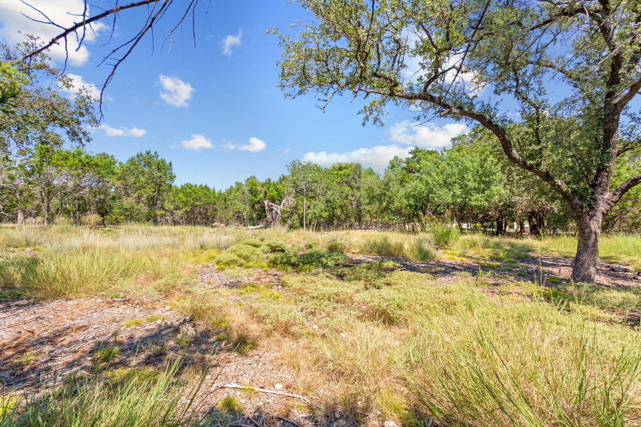8390 Mountain Dr, Salado, TX 76571