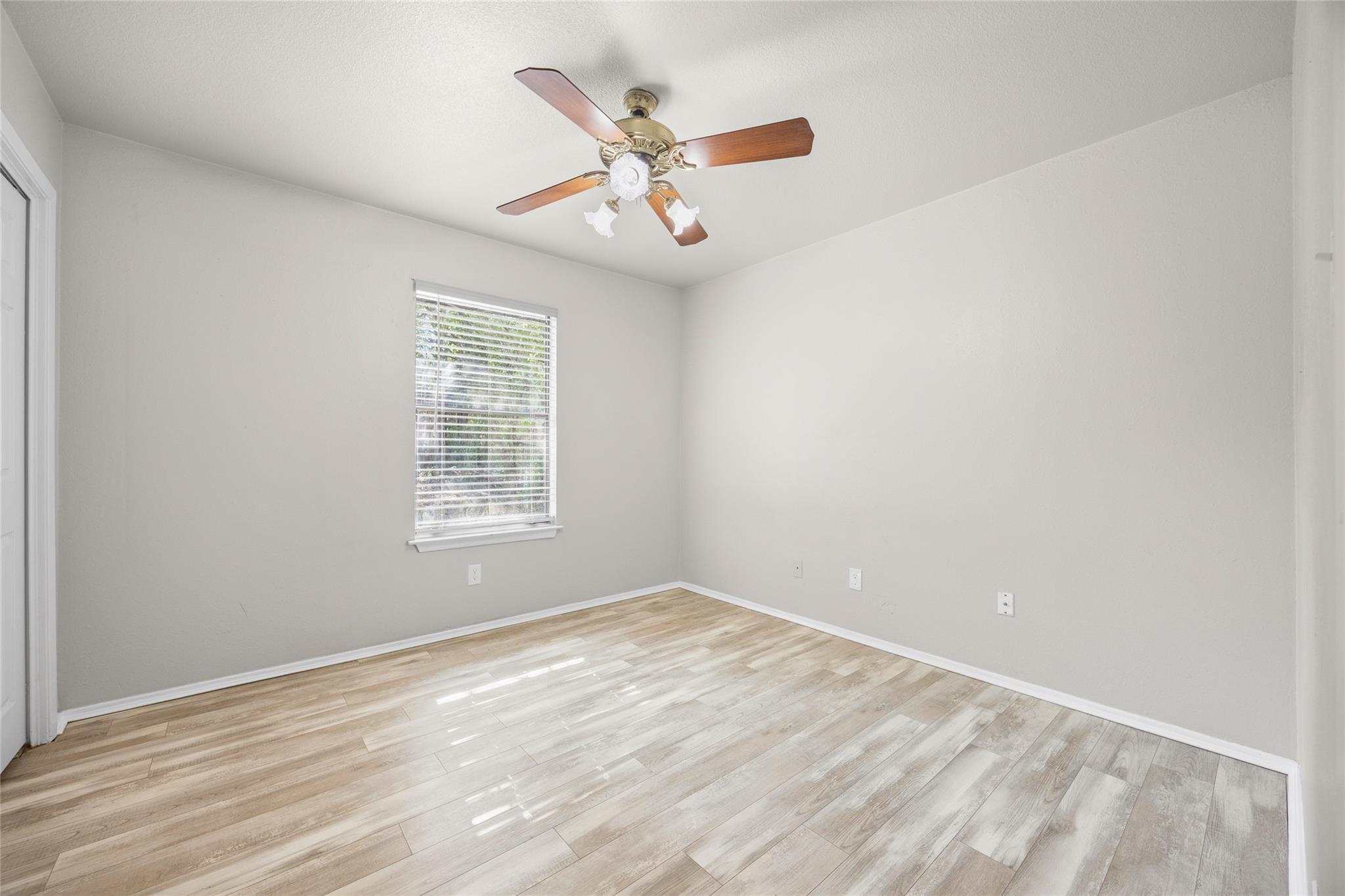 1919 Castle Gate Cir, San Marcos, TX 78666