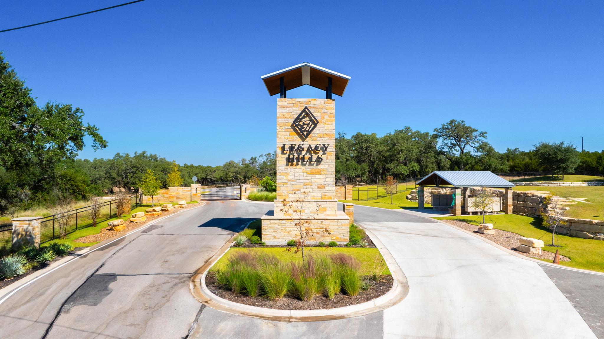 199 Flat Rock Way, Johnson City, TX 78636