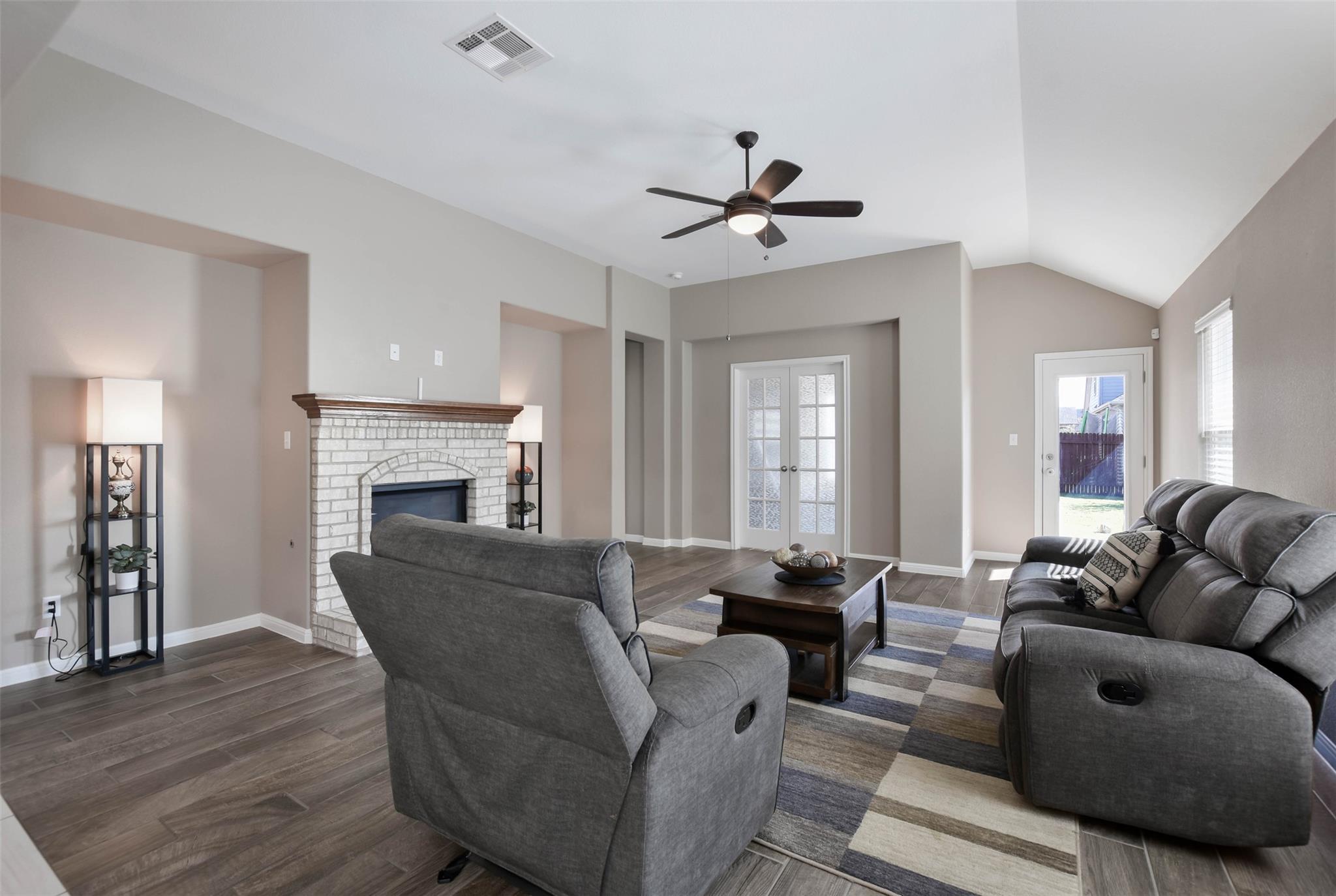 4209 Dutchman Dr, Pflugerville, TX 78660