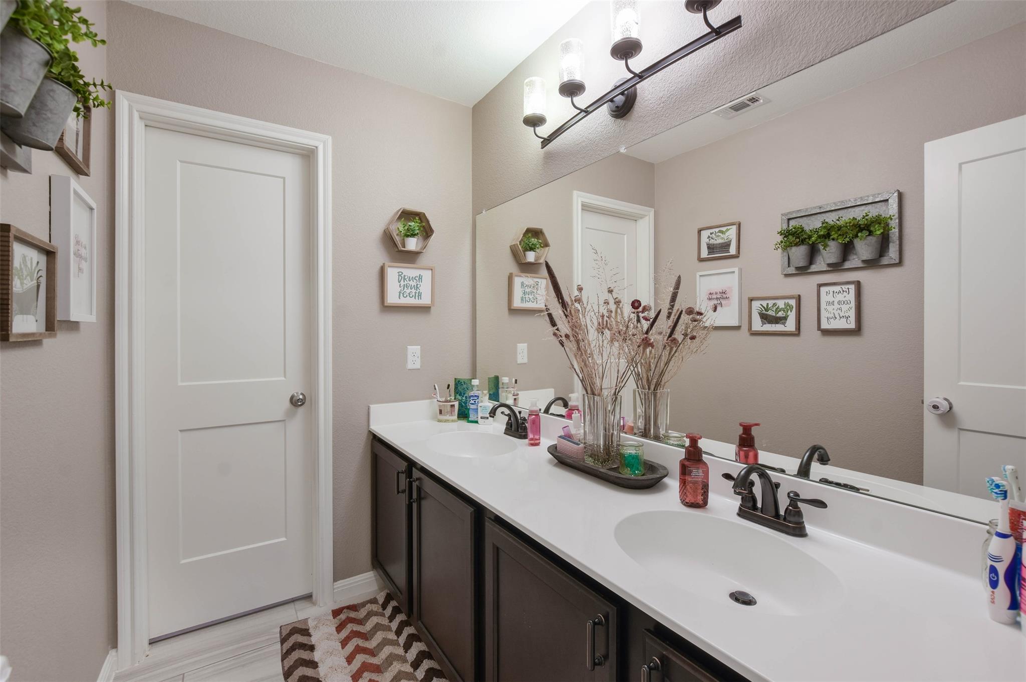 4209 Dutchman Dr, Pflugerville, TX 78660