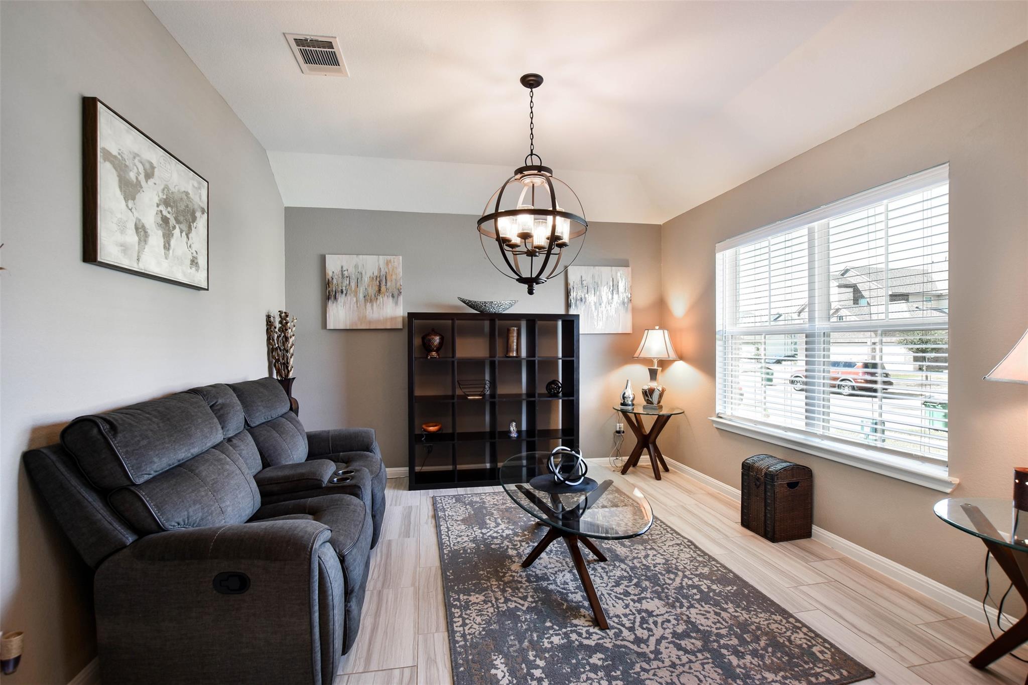 4209 Dutchman Dr, Pflugerville, TX 78660