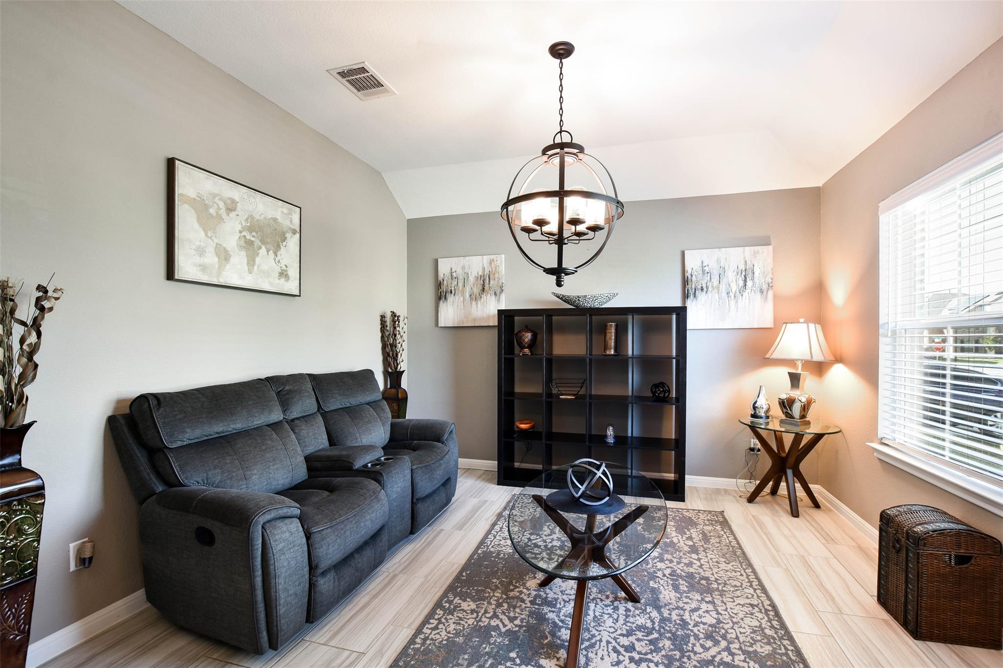 4209 Dutchman Dr, Pflugerville, TX 78660