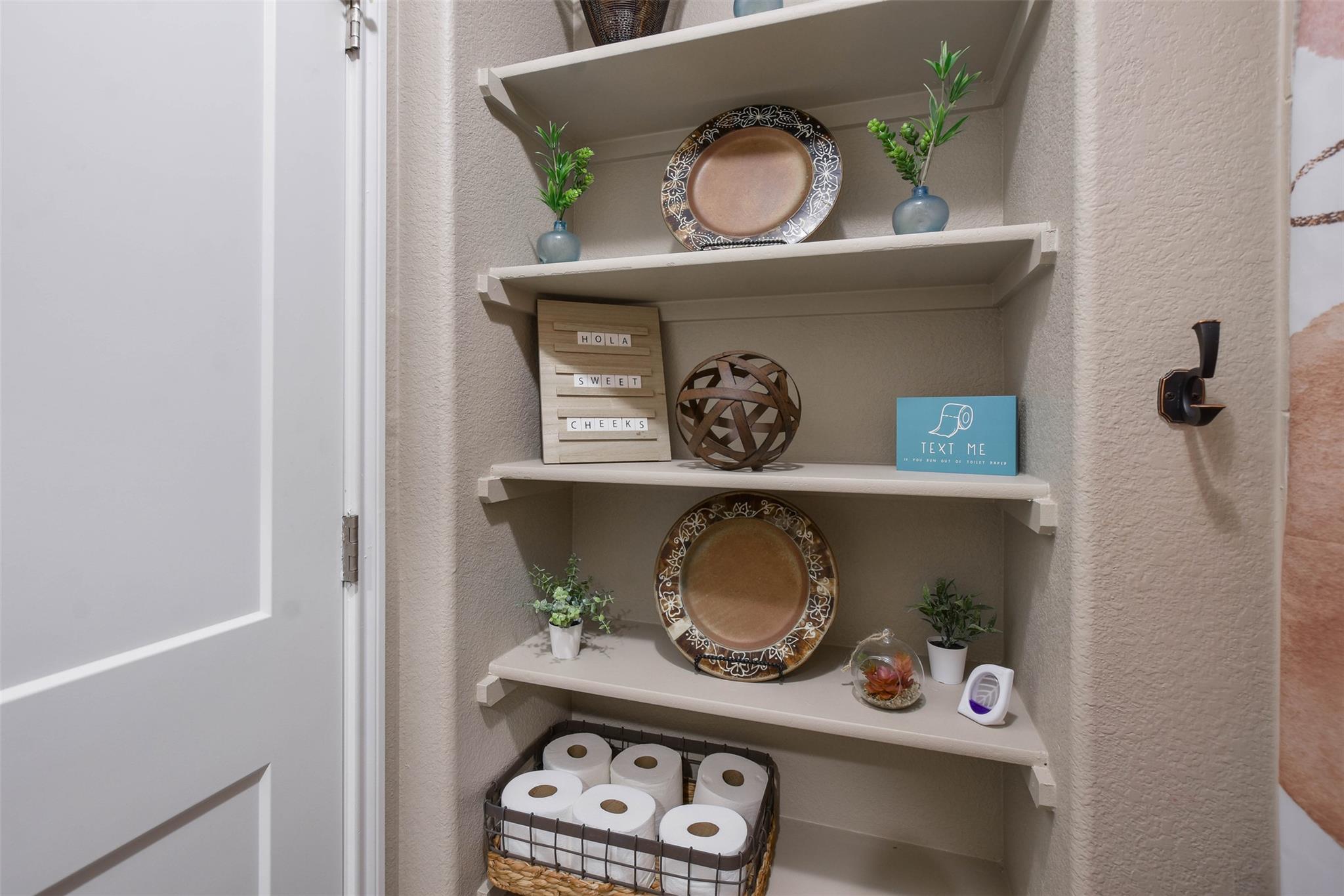 4209 Dutchman Dr, Pflugerville, TX 78660