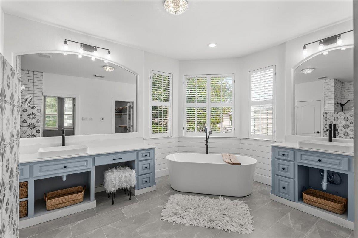 4308 Canoas Dr, Austin, TX 78730