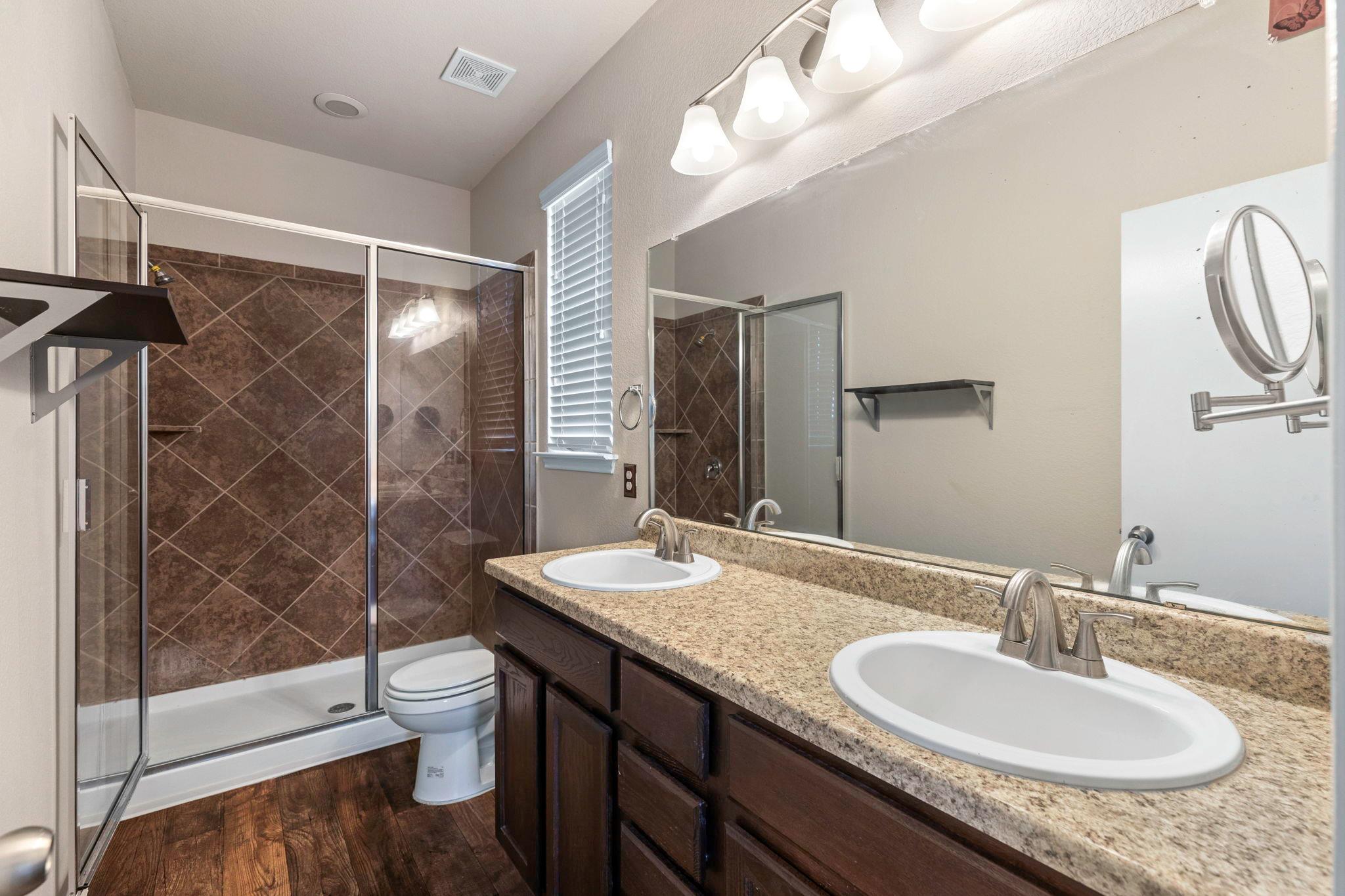 253 Eagle Brook Ln, Buda, TX 78610