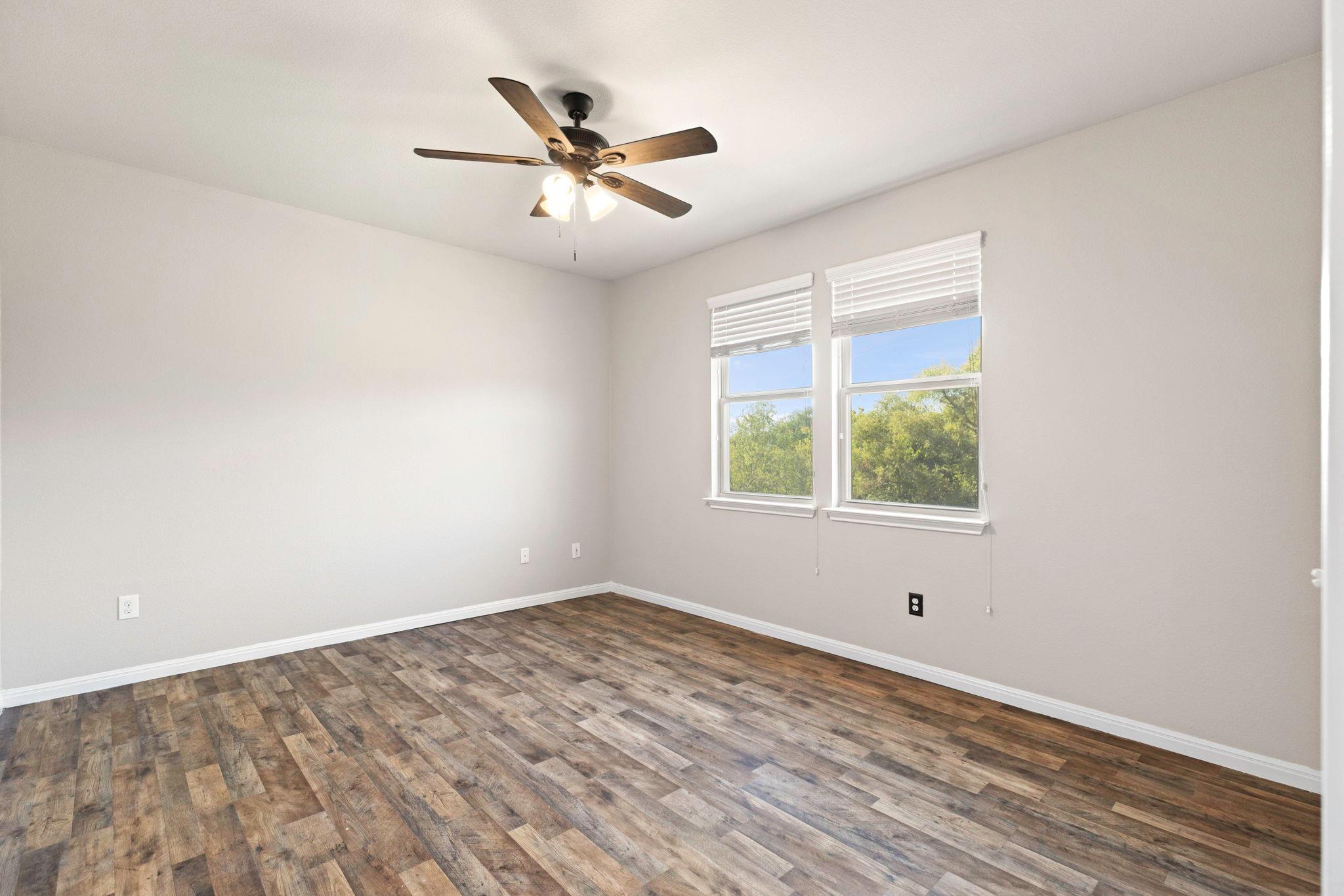 253 Eagle Brook Ln, Buda, TX 78610