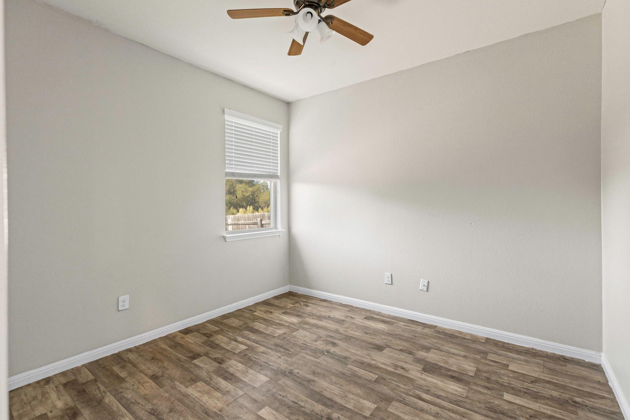 253 Eagle Brook Ln, Buda, TX 78610