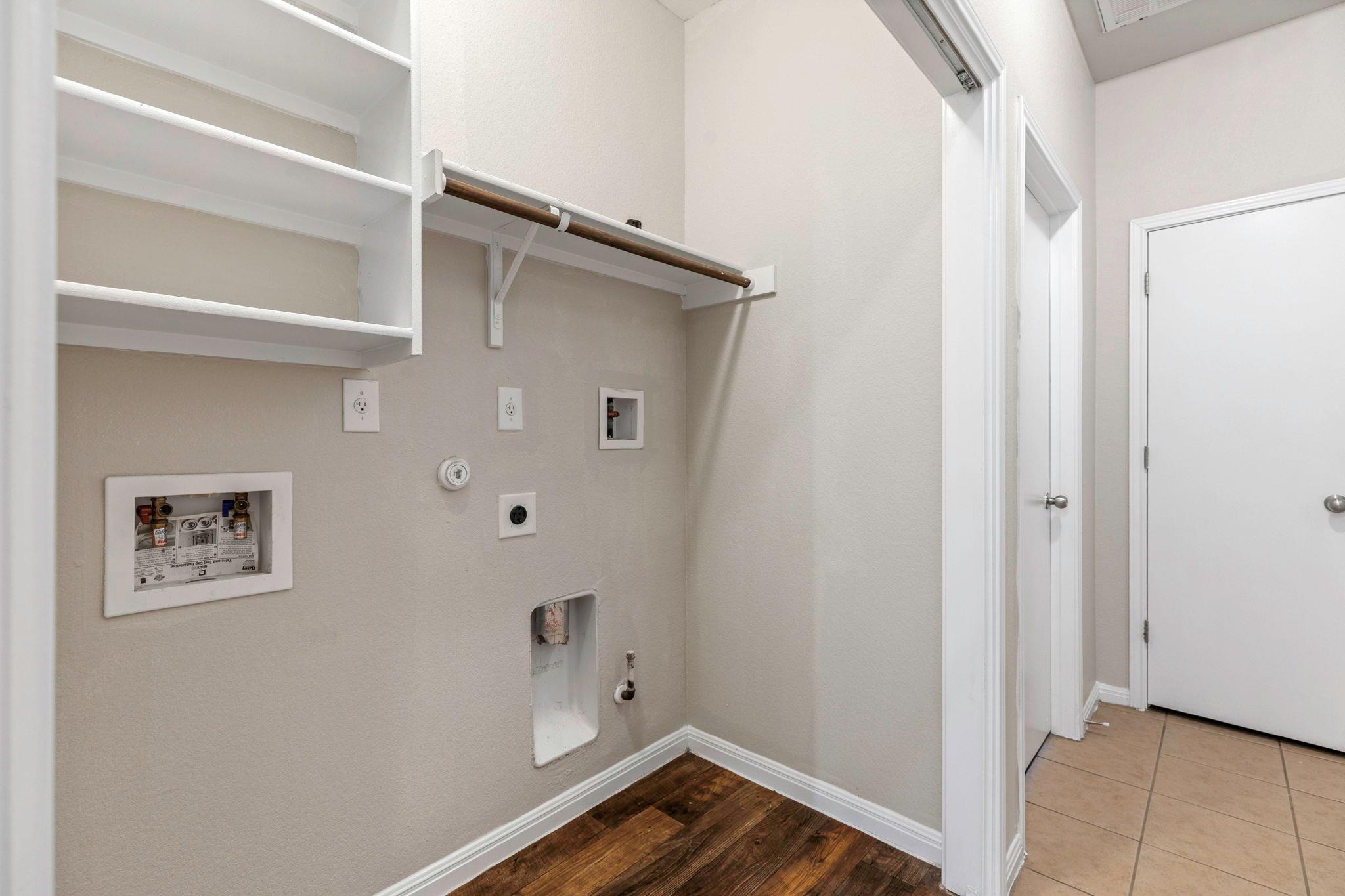 253 Eagle Brook Ln, Buda, TX 78610