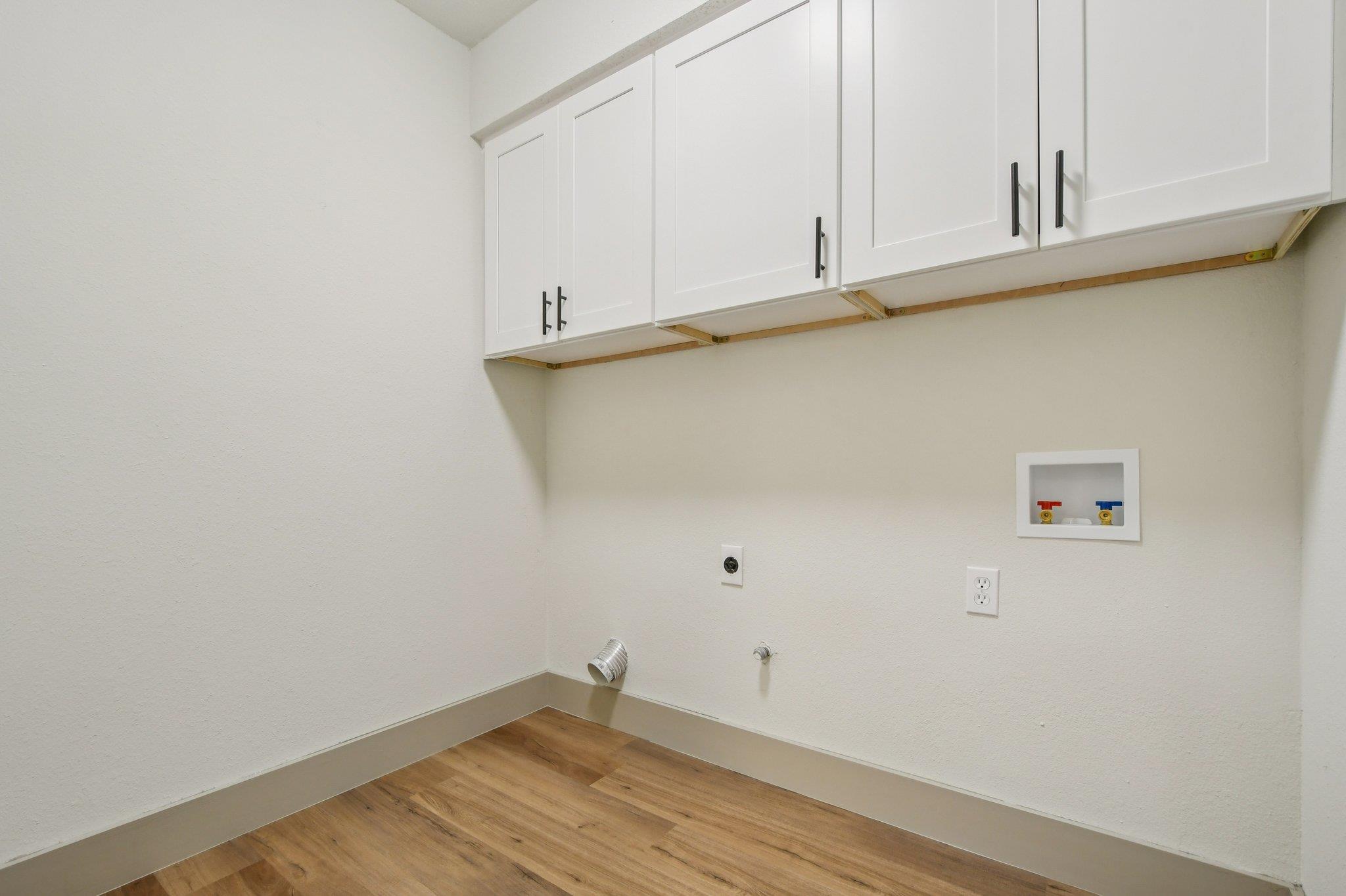 417 Oakridge Pass, Cedar Park, TX 78613