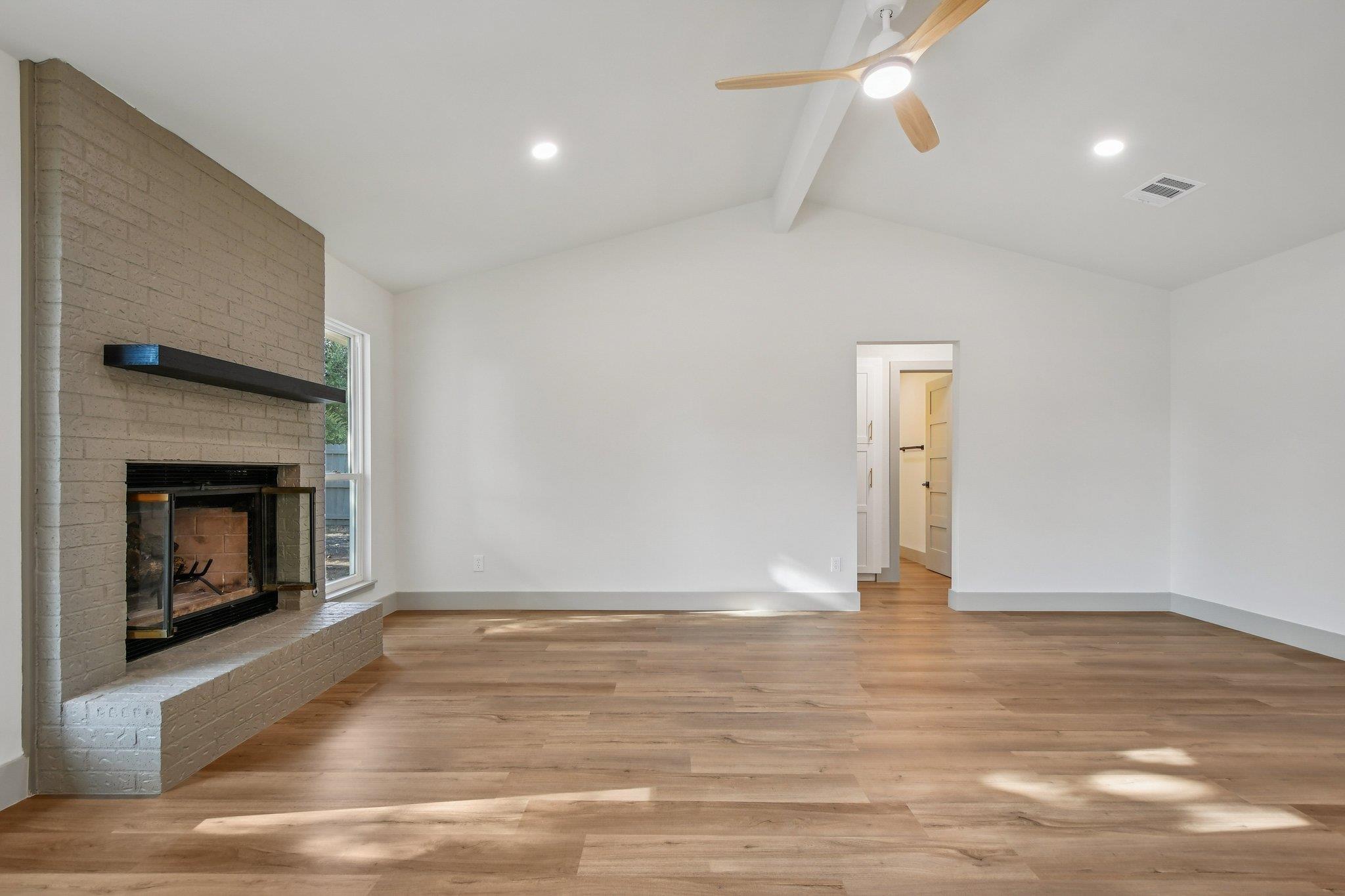 417 Oakridge Pass, Cedar Park, TX 78613