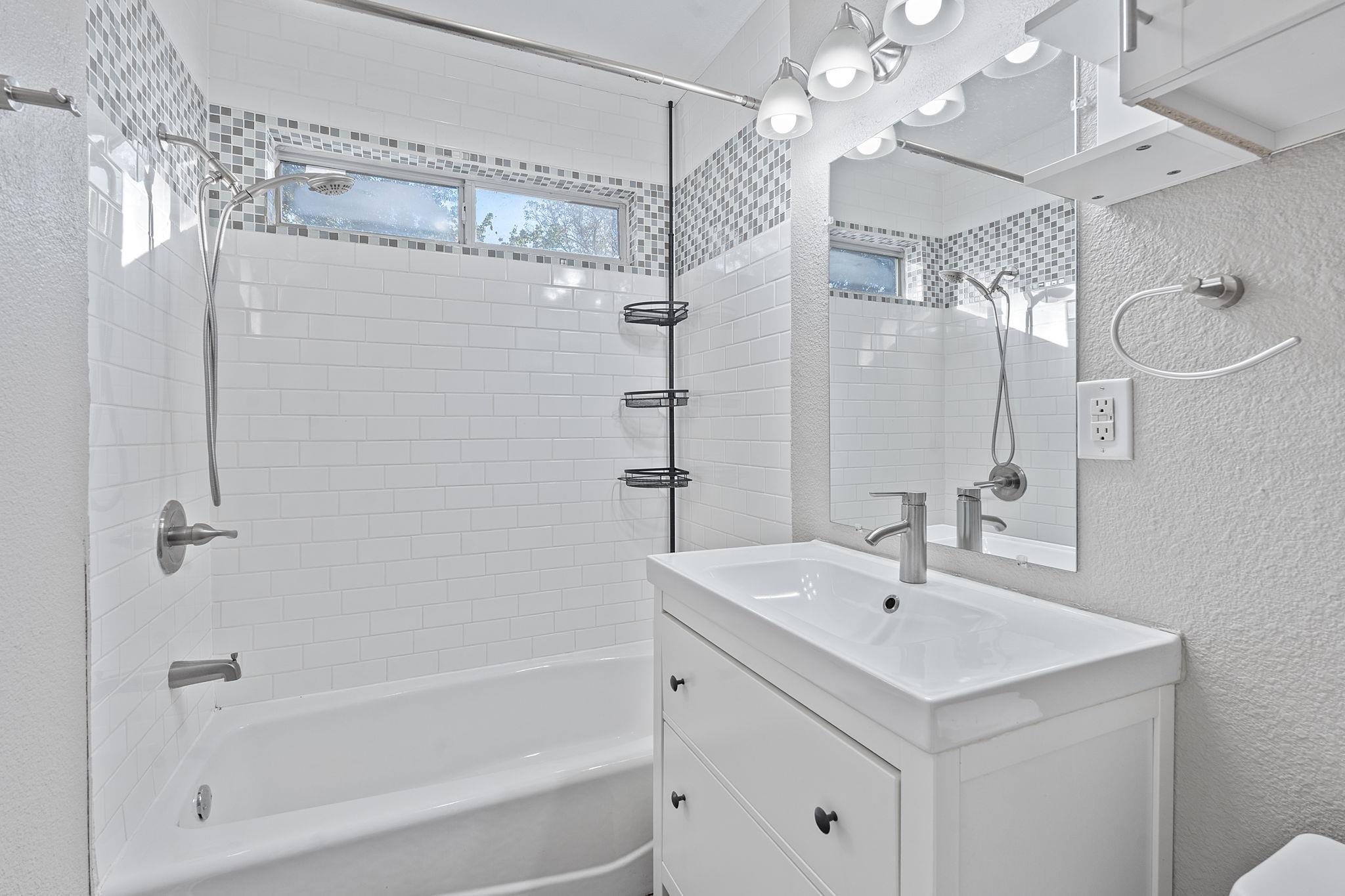 1255 Lovers Ln, Bastrop, TX 78602