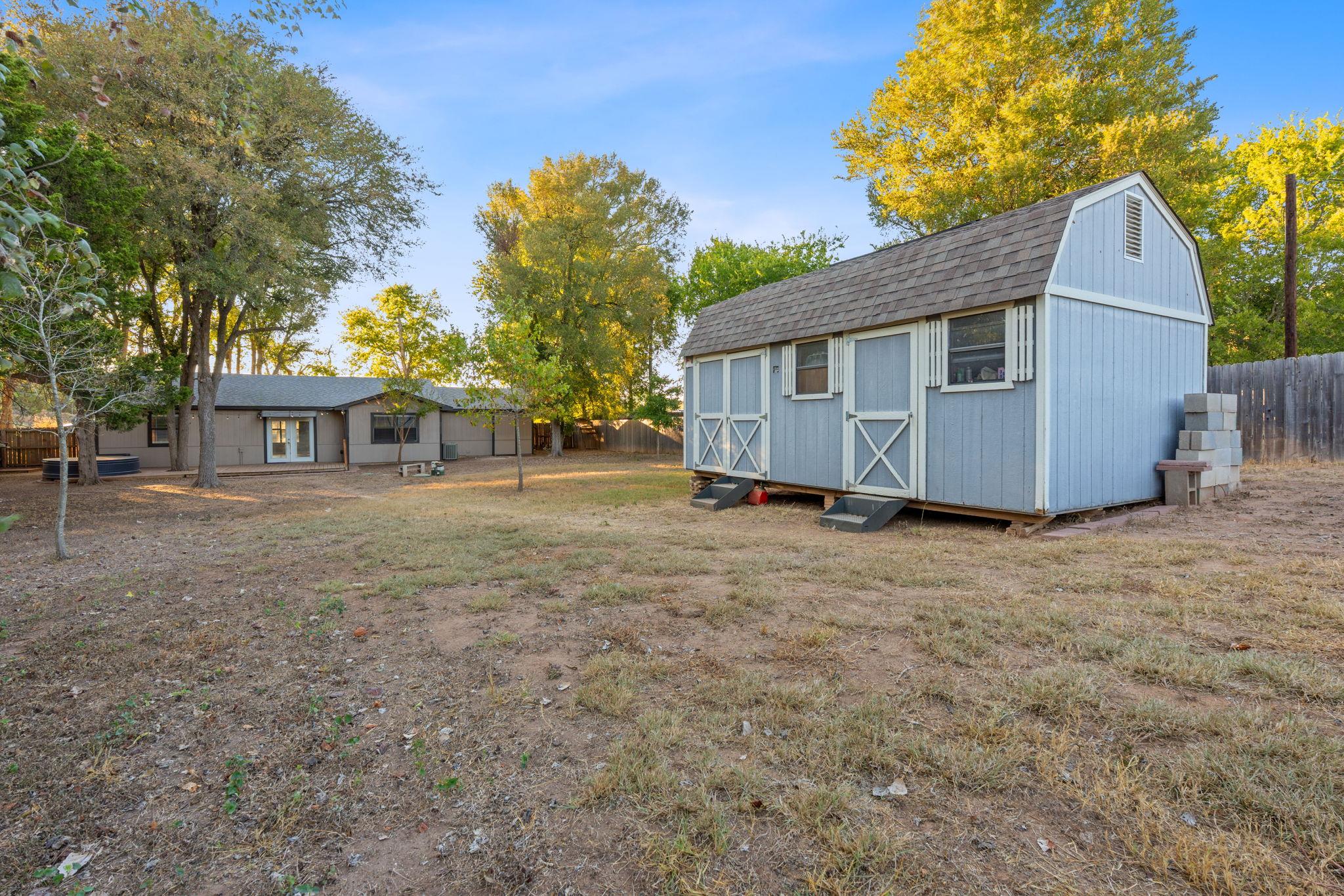1255 Lovers Ln, Bastrop, TX 78602