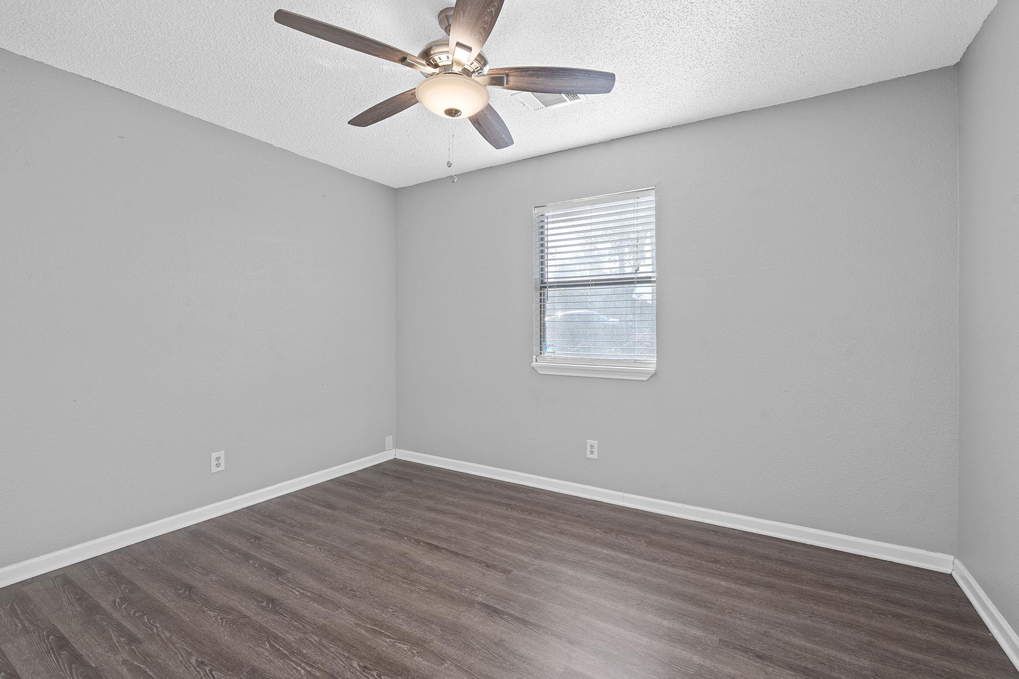 1255 Lovers Ln, Bastrop, TX 78602