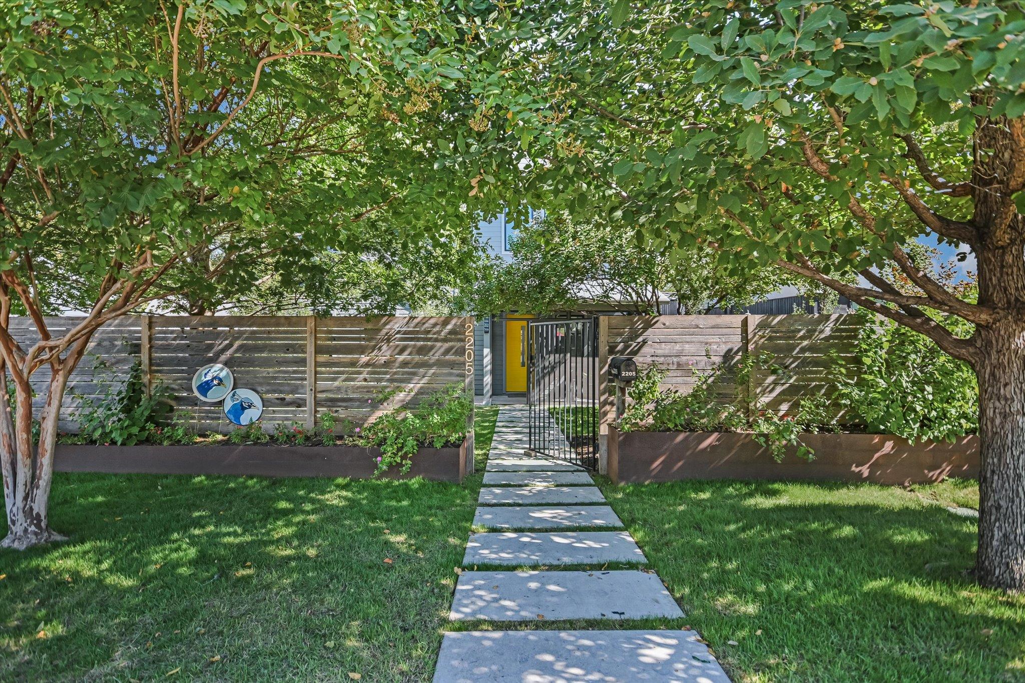 2205 S 3rd St, Austin, TX 78704