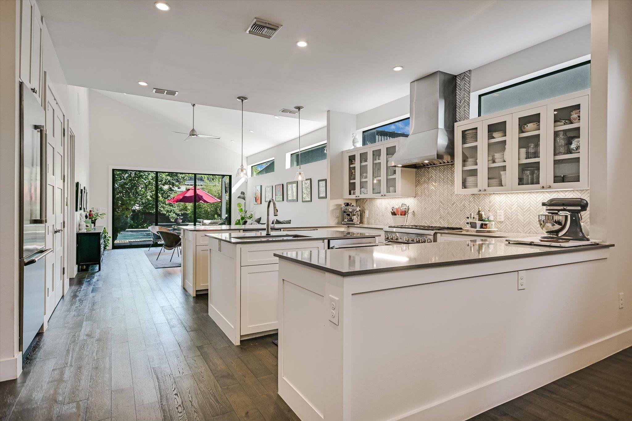 2205 S 3rd St, Austin, TX 78704