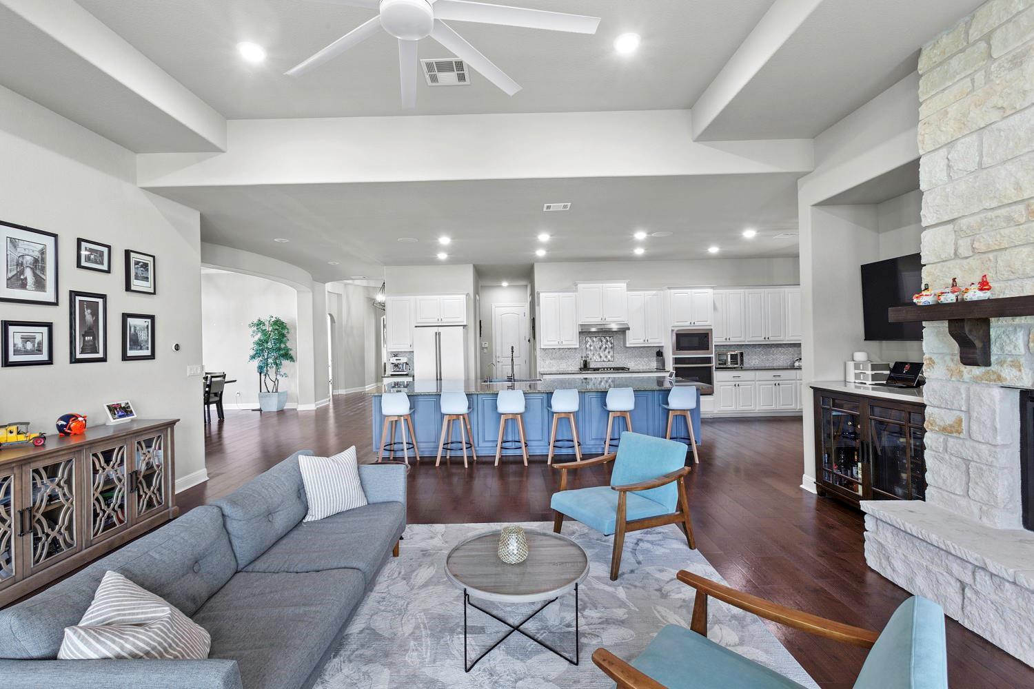 1720 Boscello Ct, Leander, TX 78641