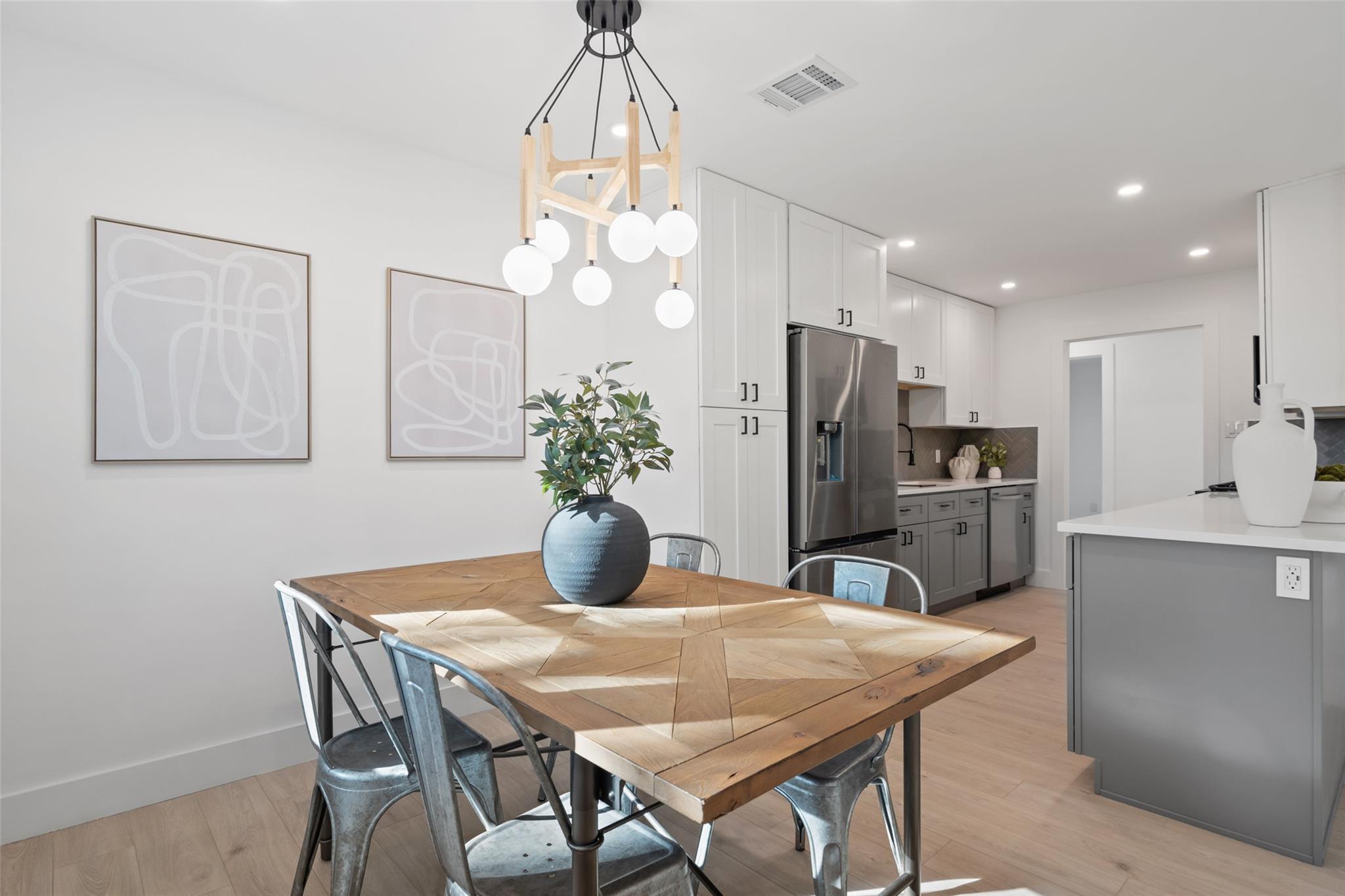 7729 Croftwood Dr, Austin, TX 78749